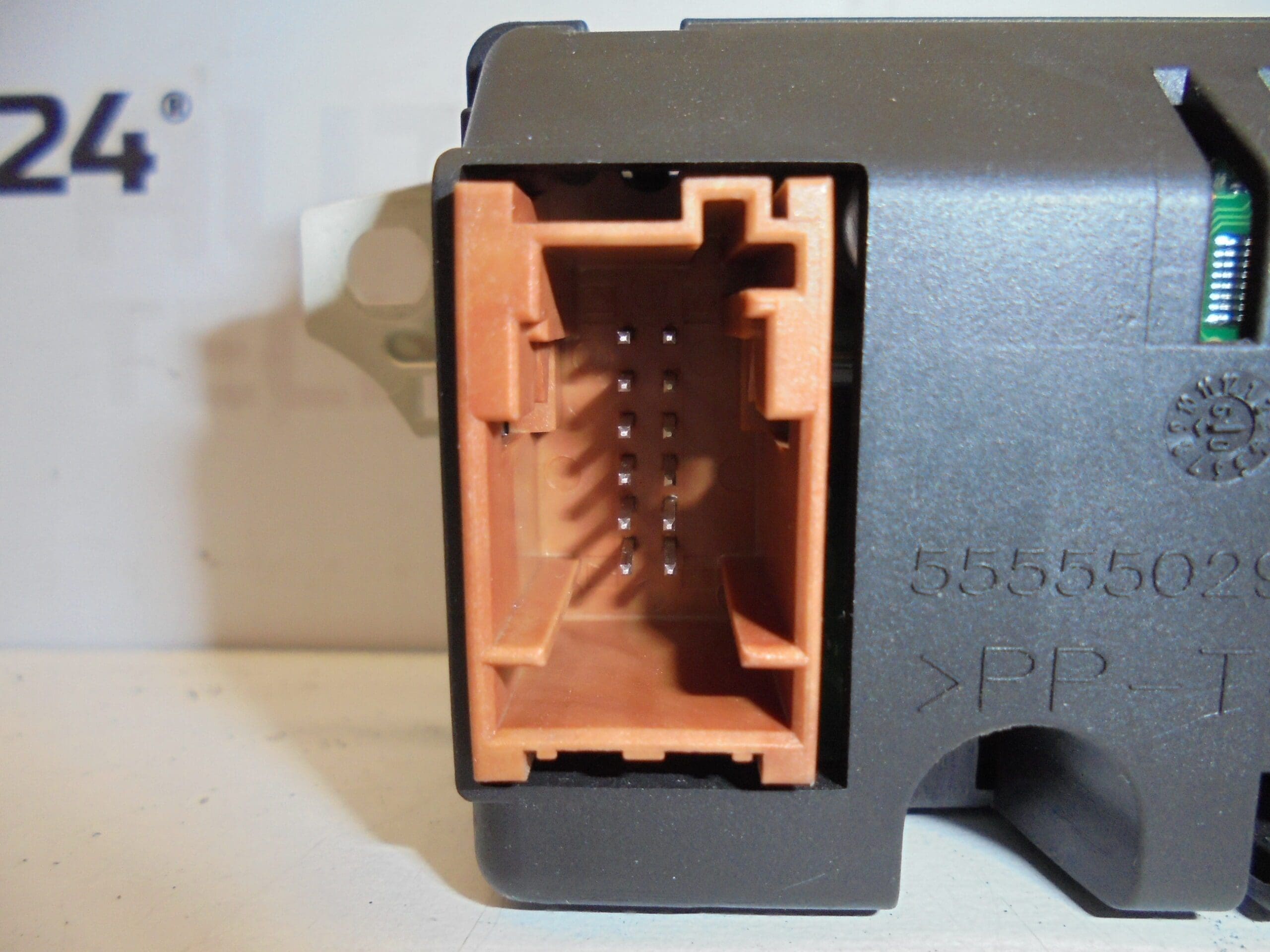 Datorradiodisplay Citroën Peugeot 308 9666136680 6593F4