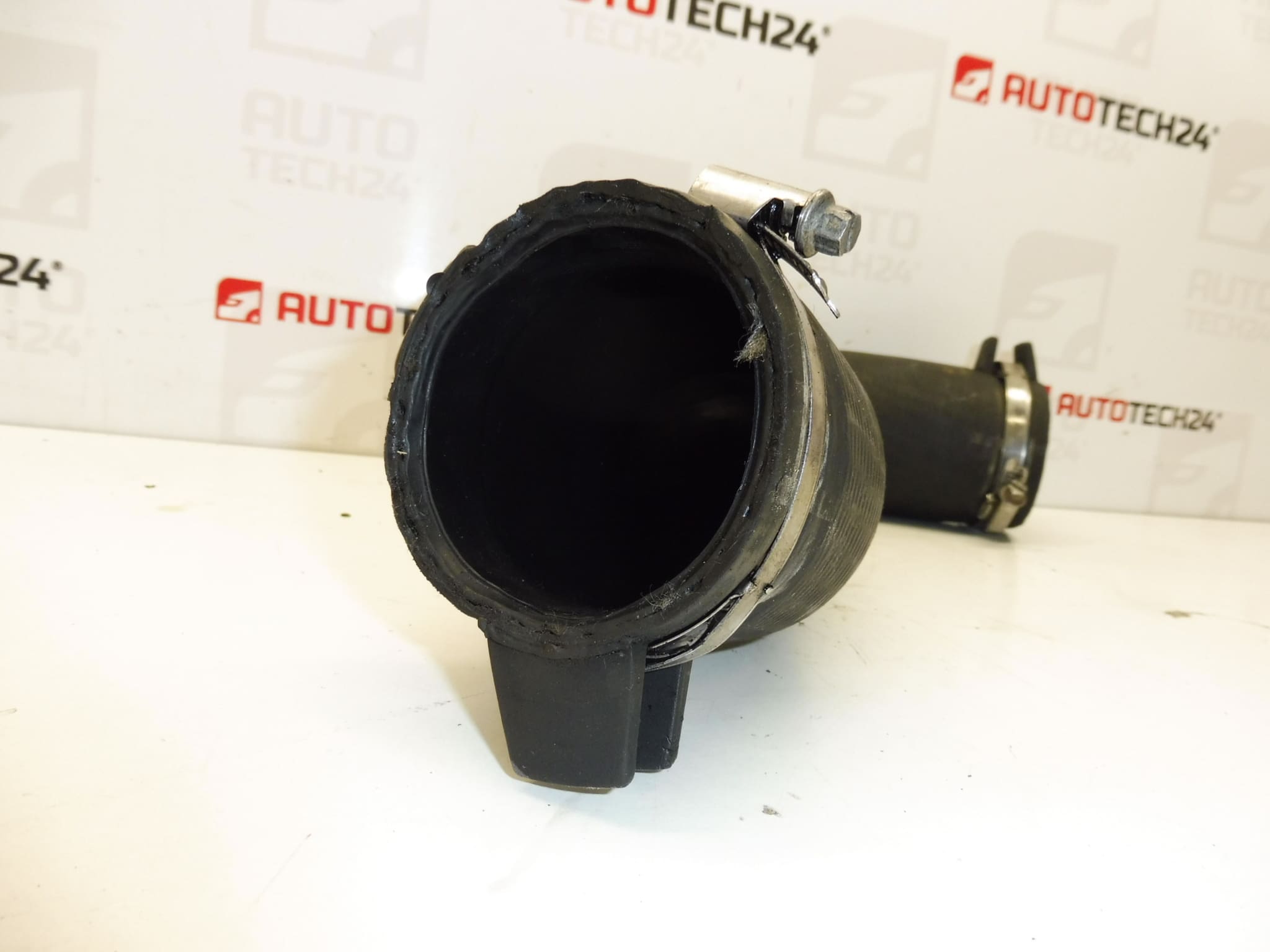 Luftanslutning laddluftkylare Citroën Peugeot 2.0 HDI 0382GZ