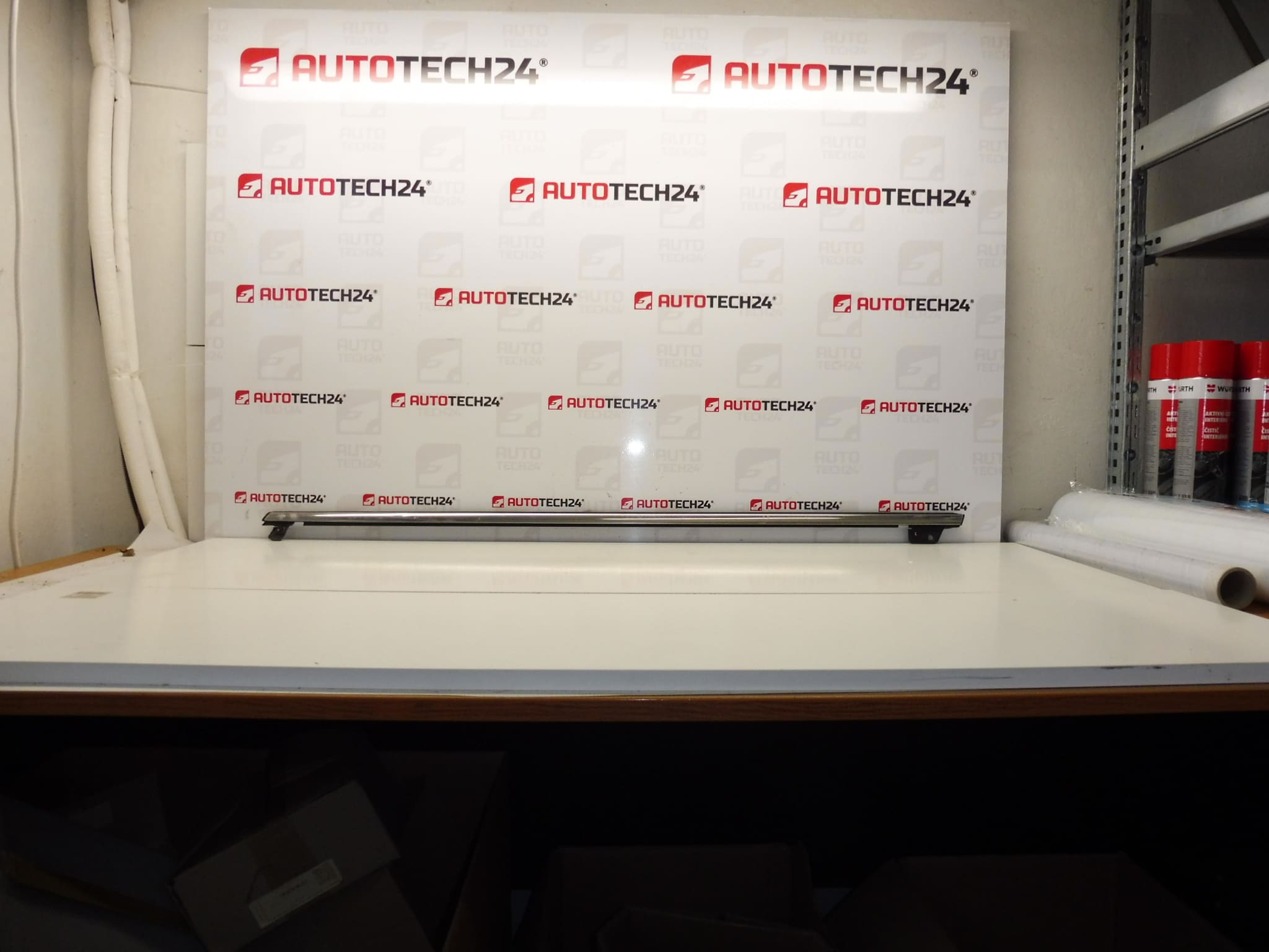 CHROME list för vänster ytterdörr Citroen C4 Picasso 9334P7