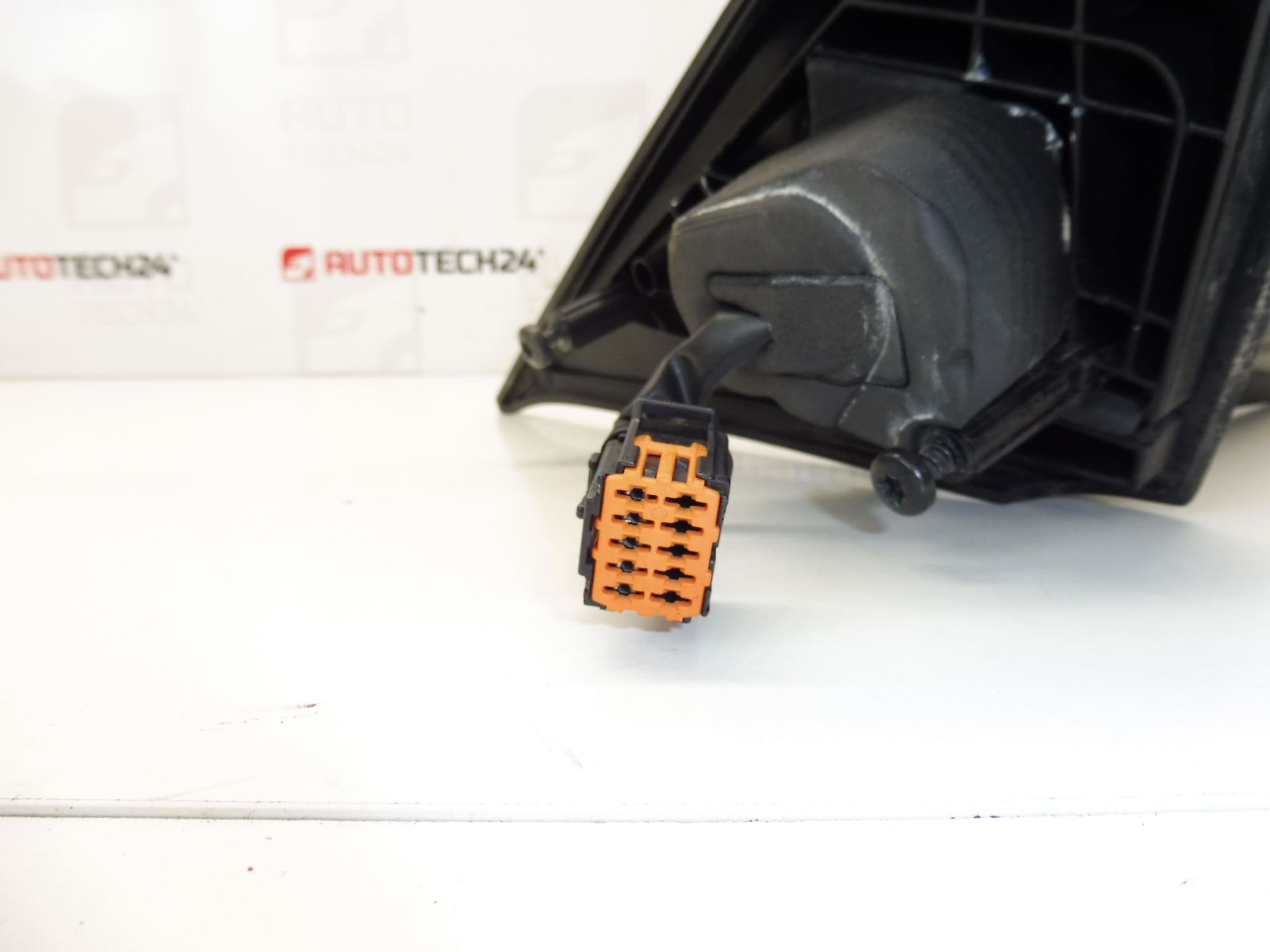 Vänster spegel Citroën Xsara KPUC 8148GJ