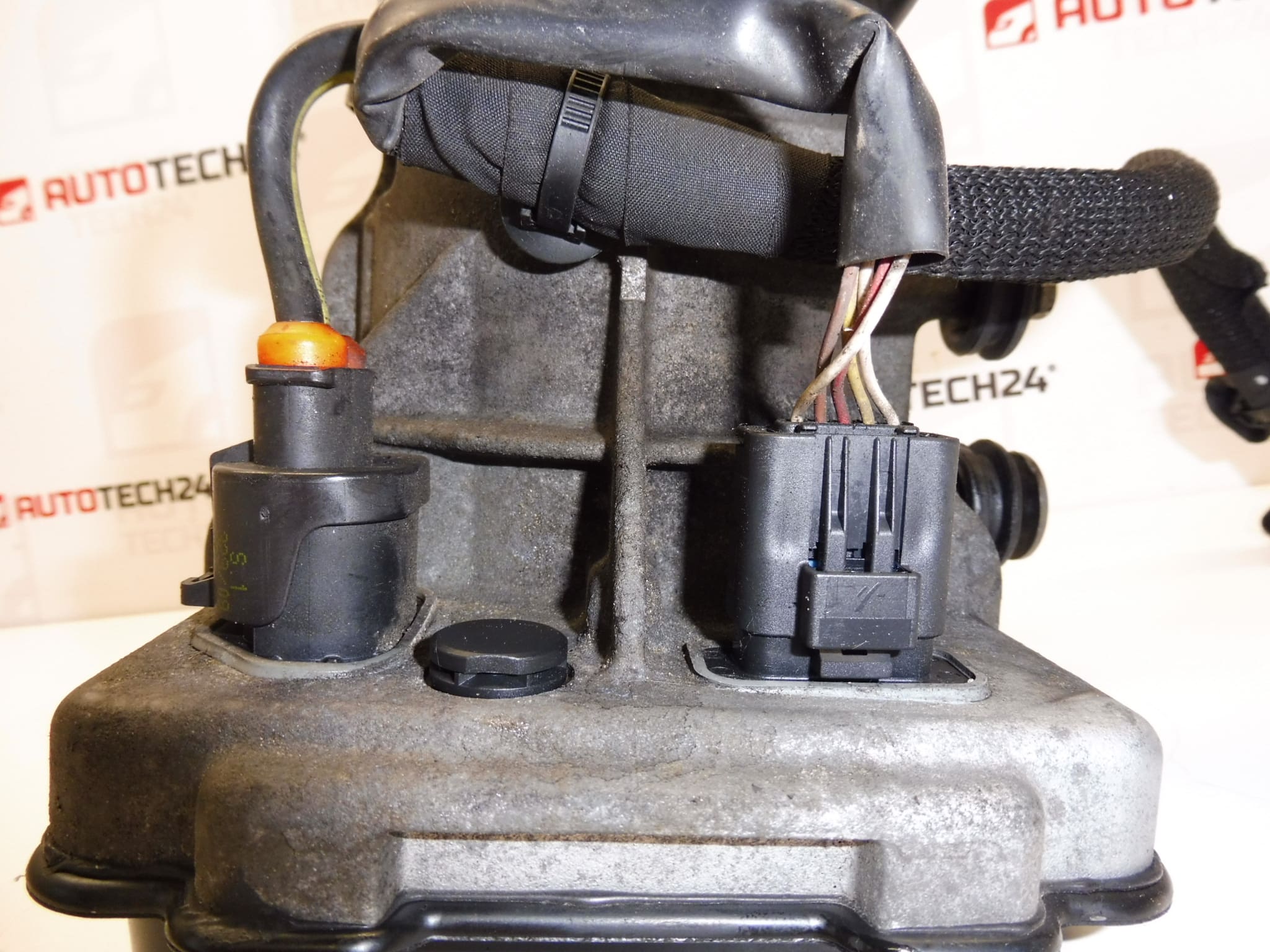 Servostyrningspump TRW Peugeot 308 9671691980 400847