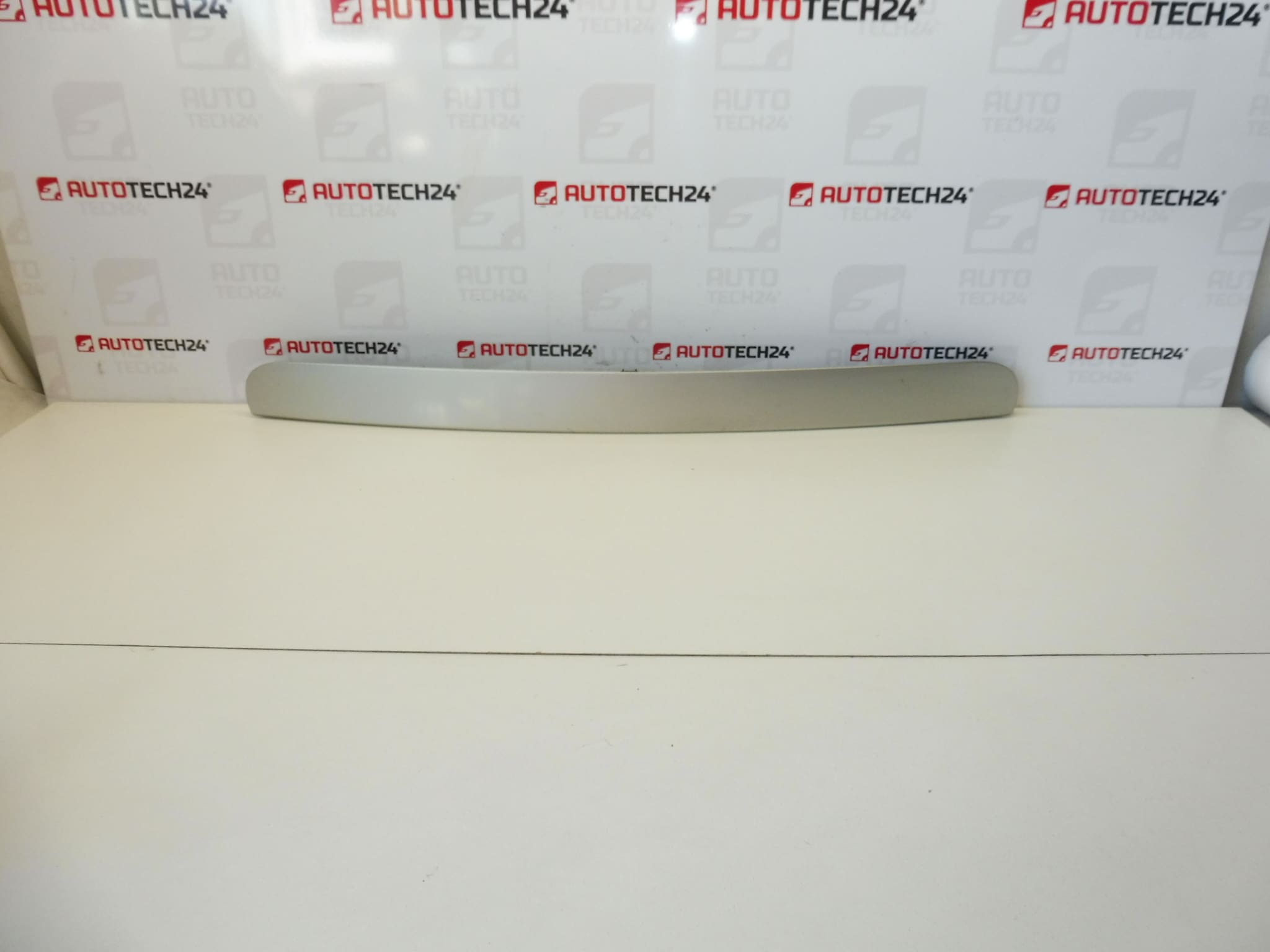 Handtag Peugeot 207 halvkombi ETSC 8742L0