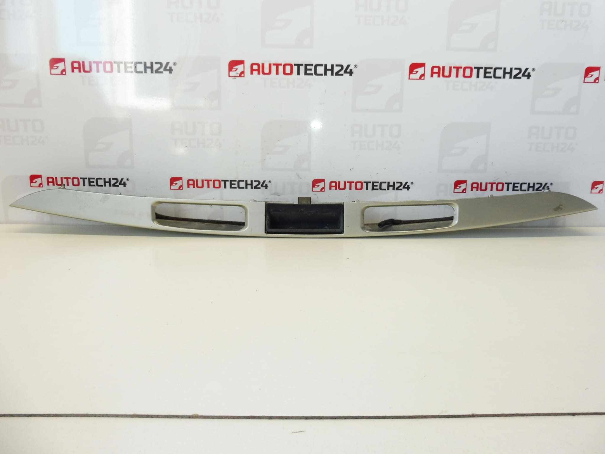 Handtag Peugeot 207 halvkombi ETSC 8742L0