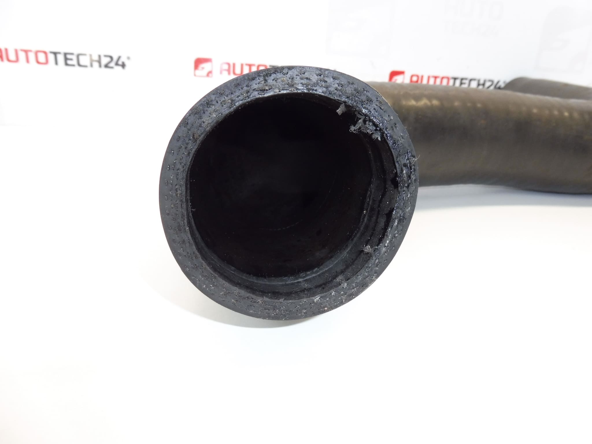 Luftanslutning laddluftkylare Citroën Peugeot 2.2 HDI 0382HG