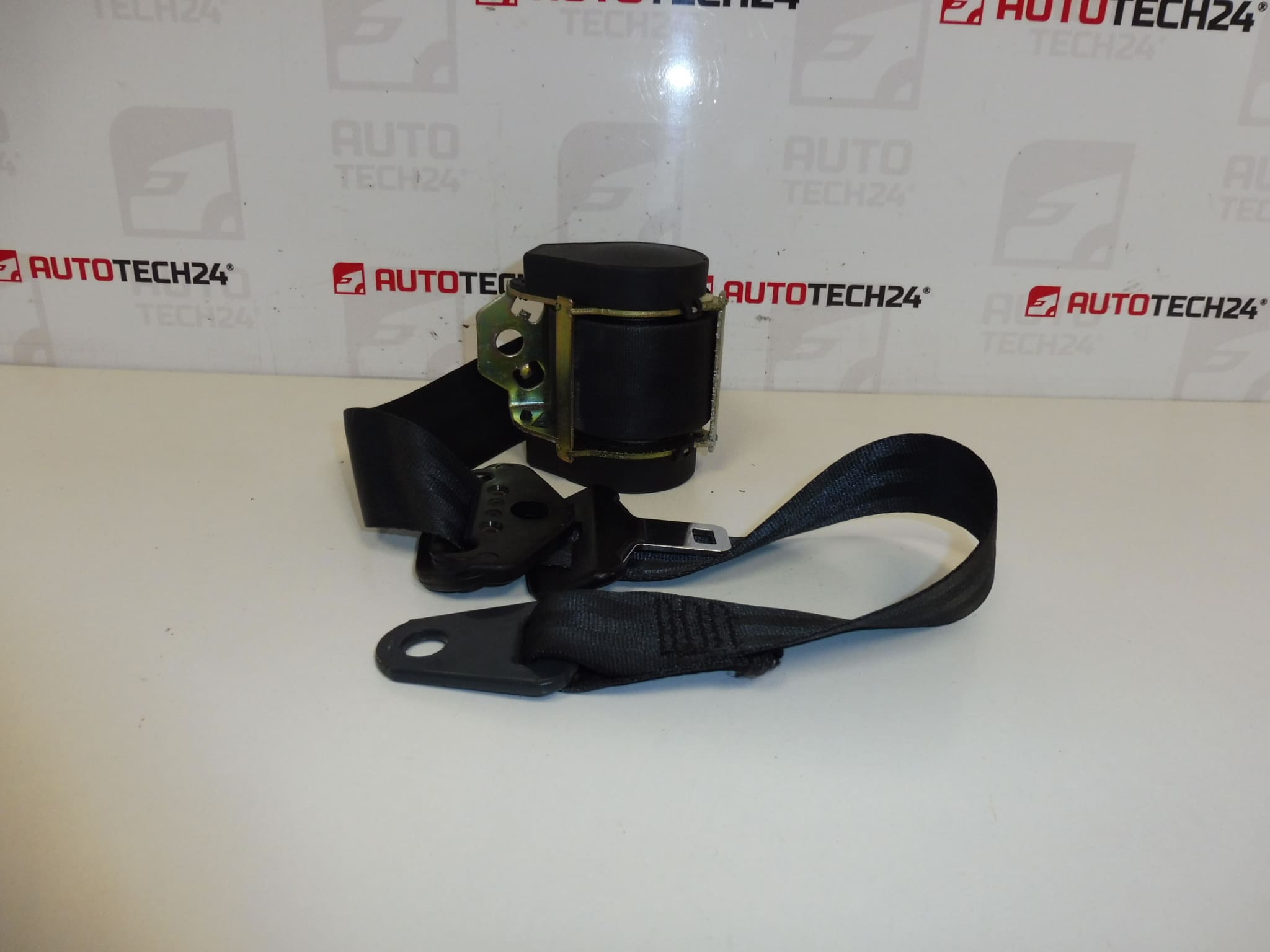 Peugeot 406 främre höger bälte 96407661XX 8974CR