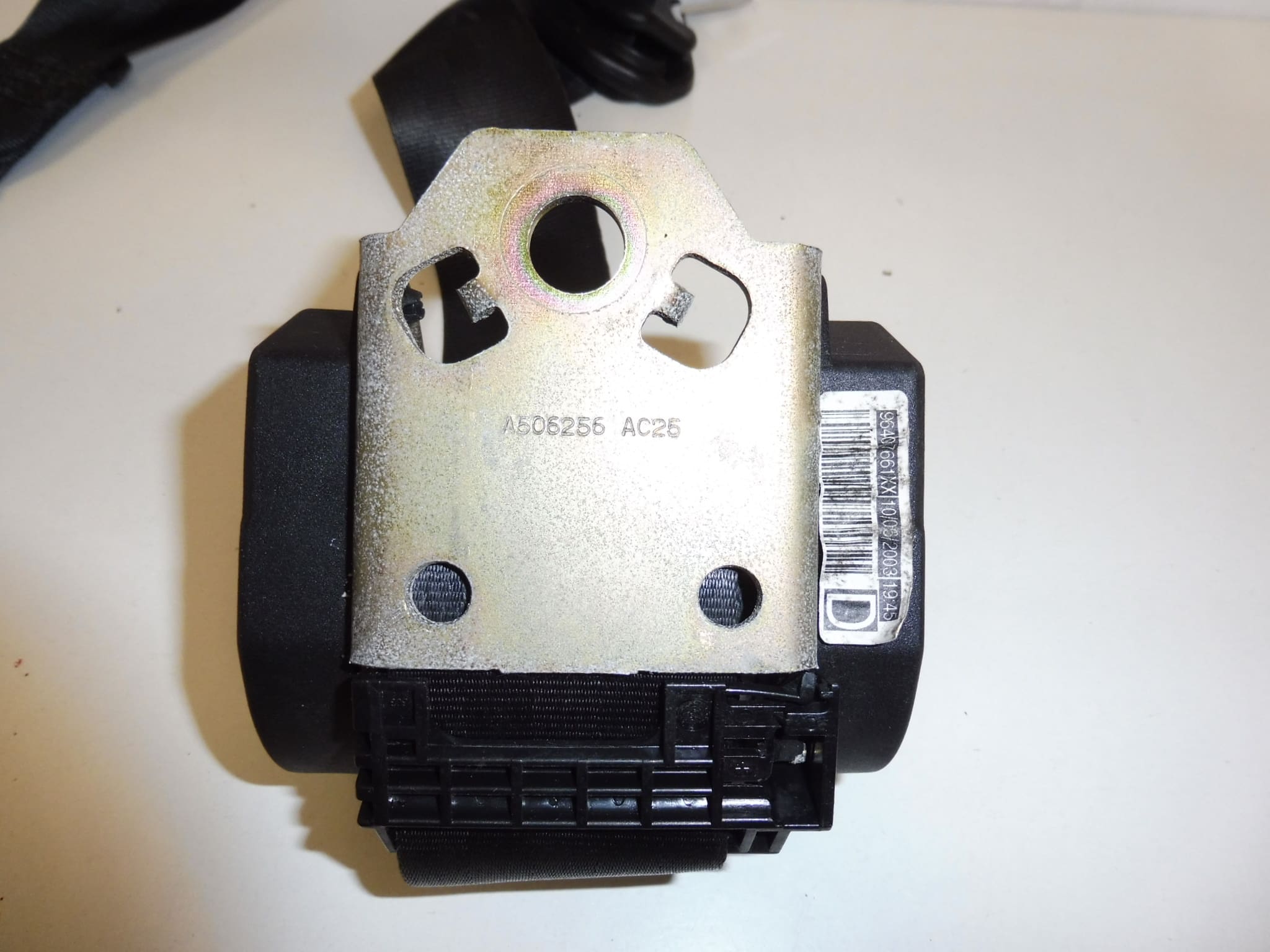 Peugeot 406 främre höger bälte 96407661XX 8974CR