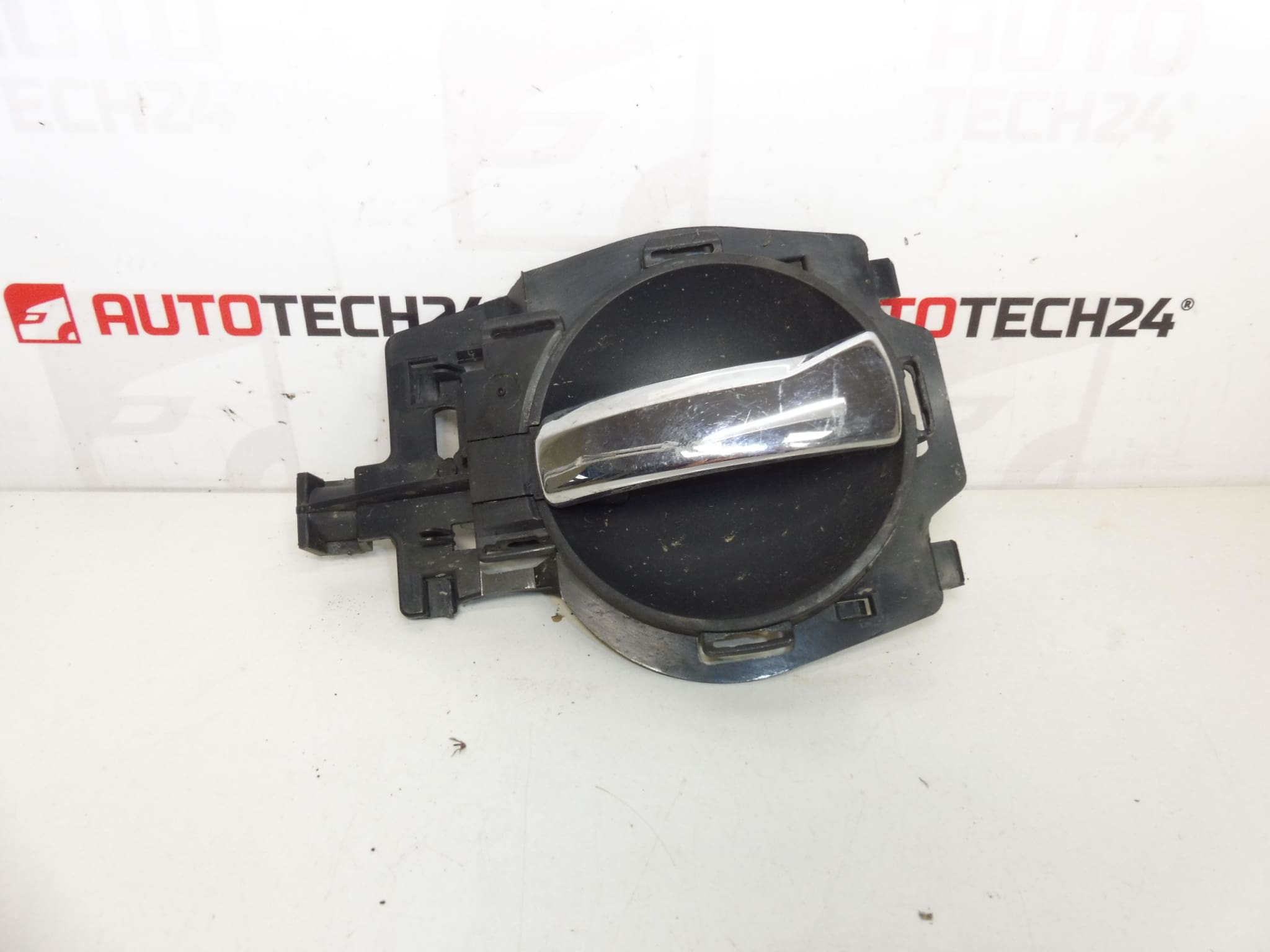 Vänster dörrhandtag Citroën C2 C3 9647164977 9143K3
