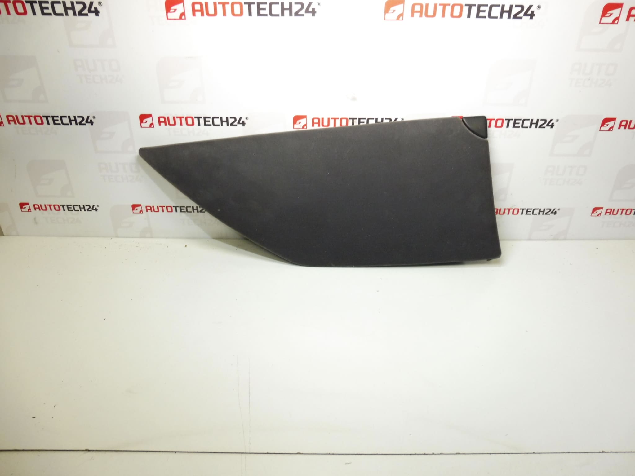 Förvaringsbox lock Passagerare Citroën C8 Peugeot 807 8218TP