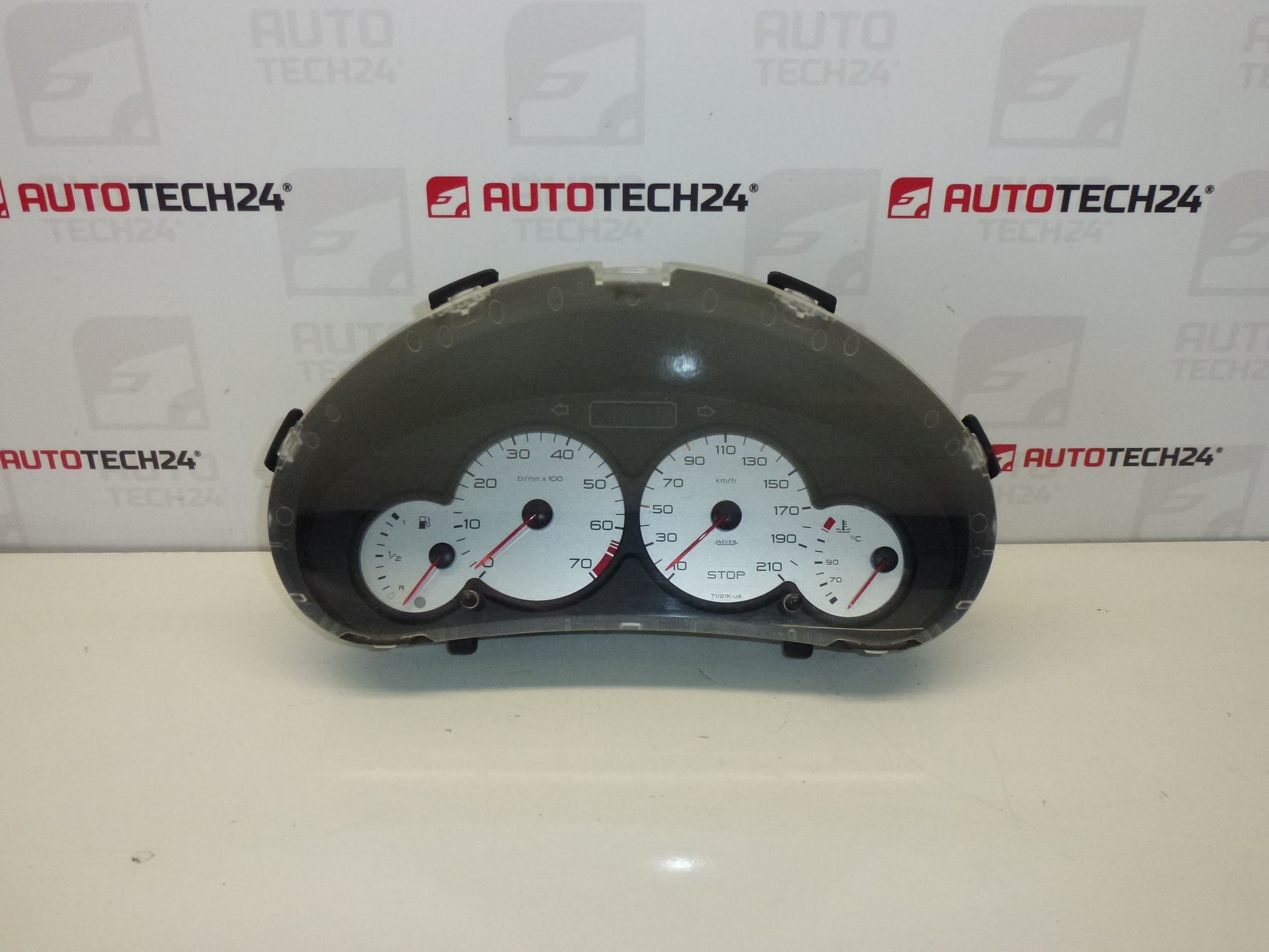 Hastighetsmätare larm Peugeot 206 körsträcka 136000 km 9648836680 6104VA