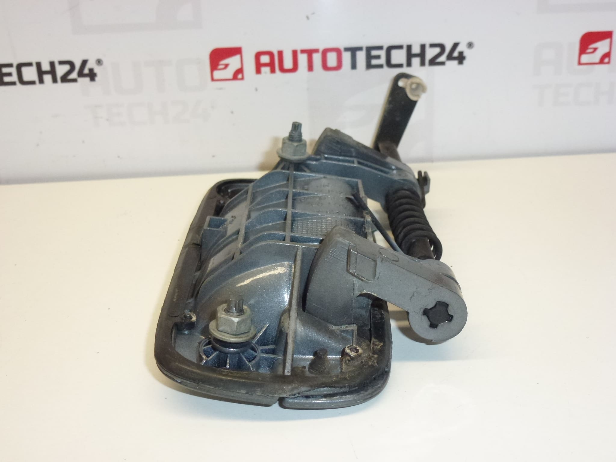 Vänster framdörrhandtag Peugeot ETHC 9101H2