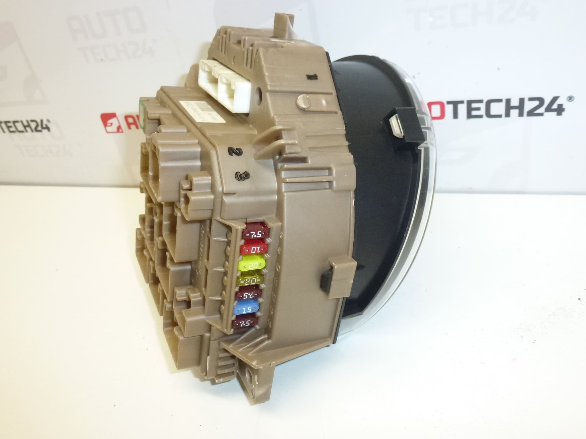 Hastighetsmätare Citroën C1 Peugeot 107 92000 km 83800-0H130