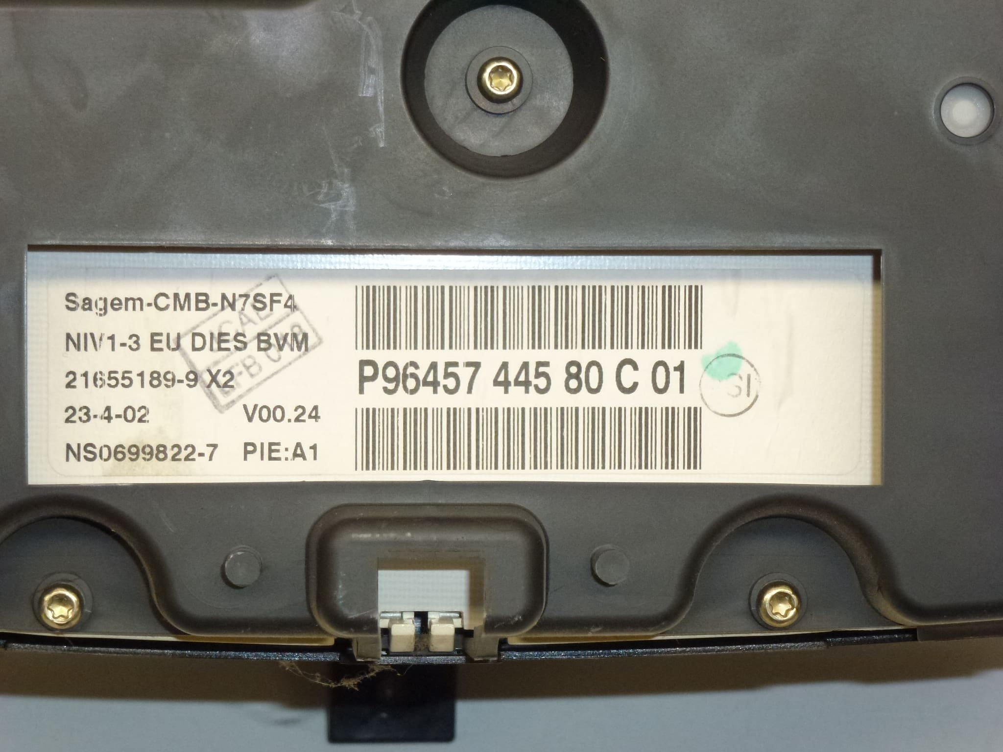 Hastighetsmätare med larm 212 tusen km Citroën Xsara Sagem 9645744580 6104SJ