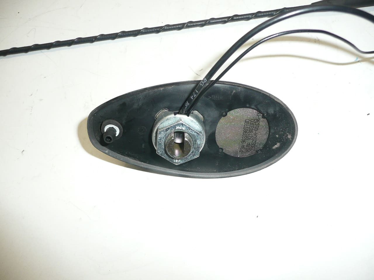 Antenn Citroën C5 sedan 01-04 9638989780 6561H1