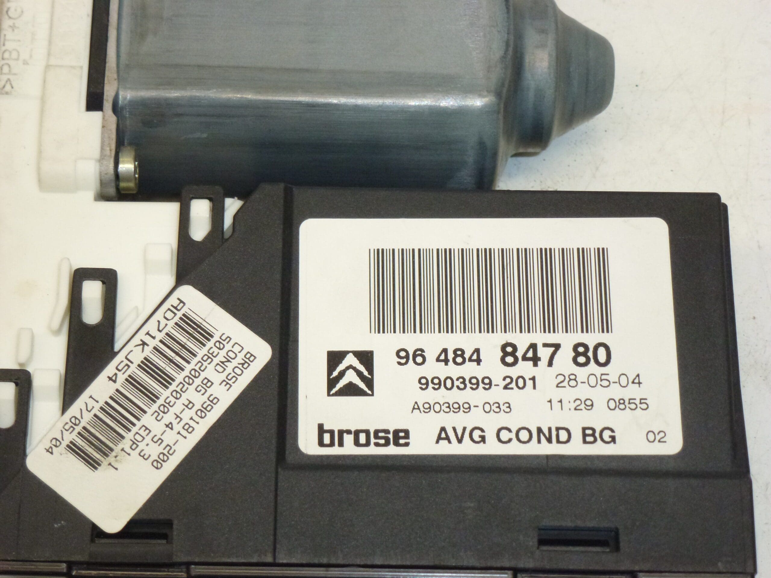 Fönsterhissmotor vänster fram Citroën C5 9648484780 9221P3 - Bild 2