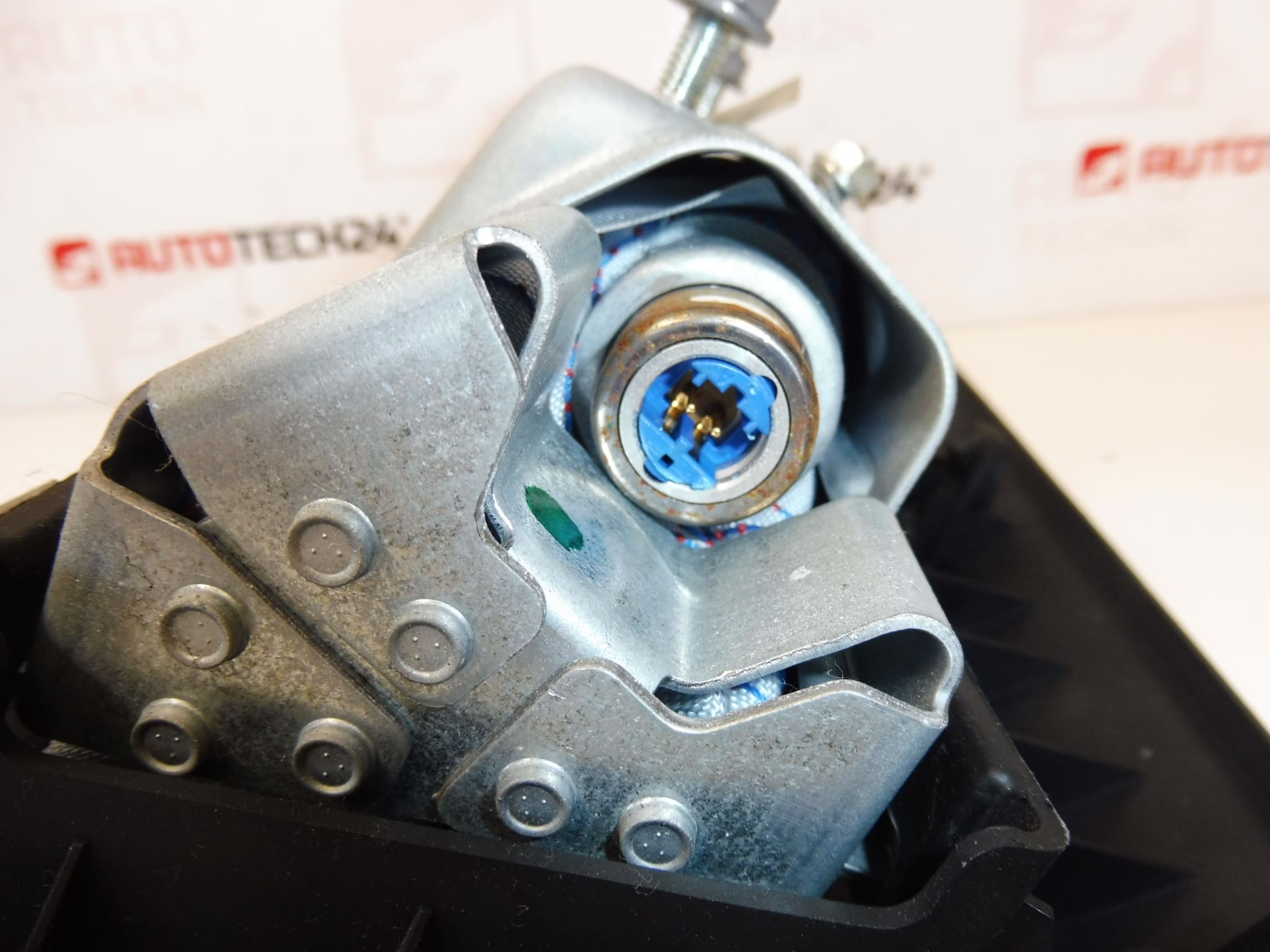 Knäairbag Citroën C4 Picasso 96600568ZD 8216NW - Bild 2