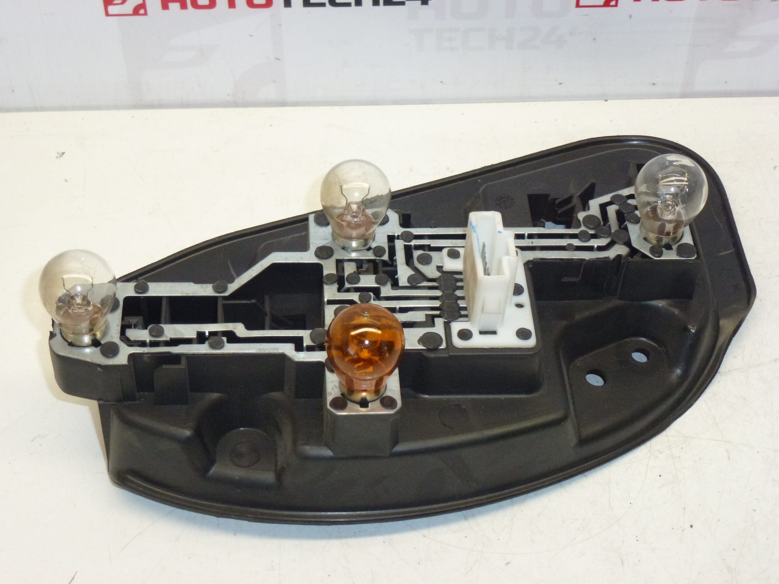 Lampfäste vänster baklykta Citroën C5 sedan - Bild 2