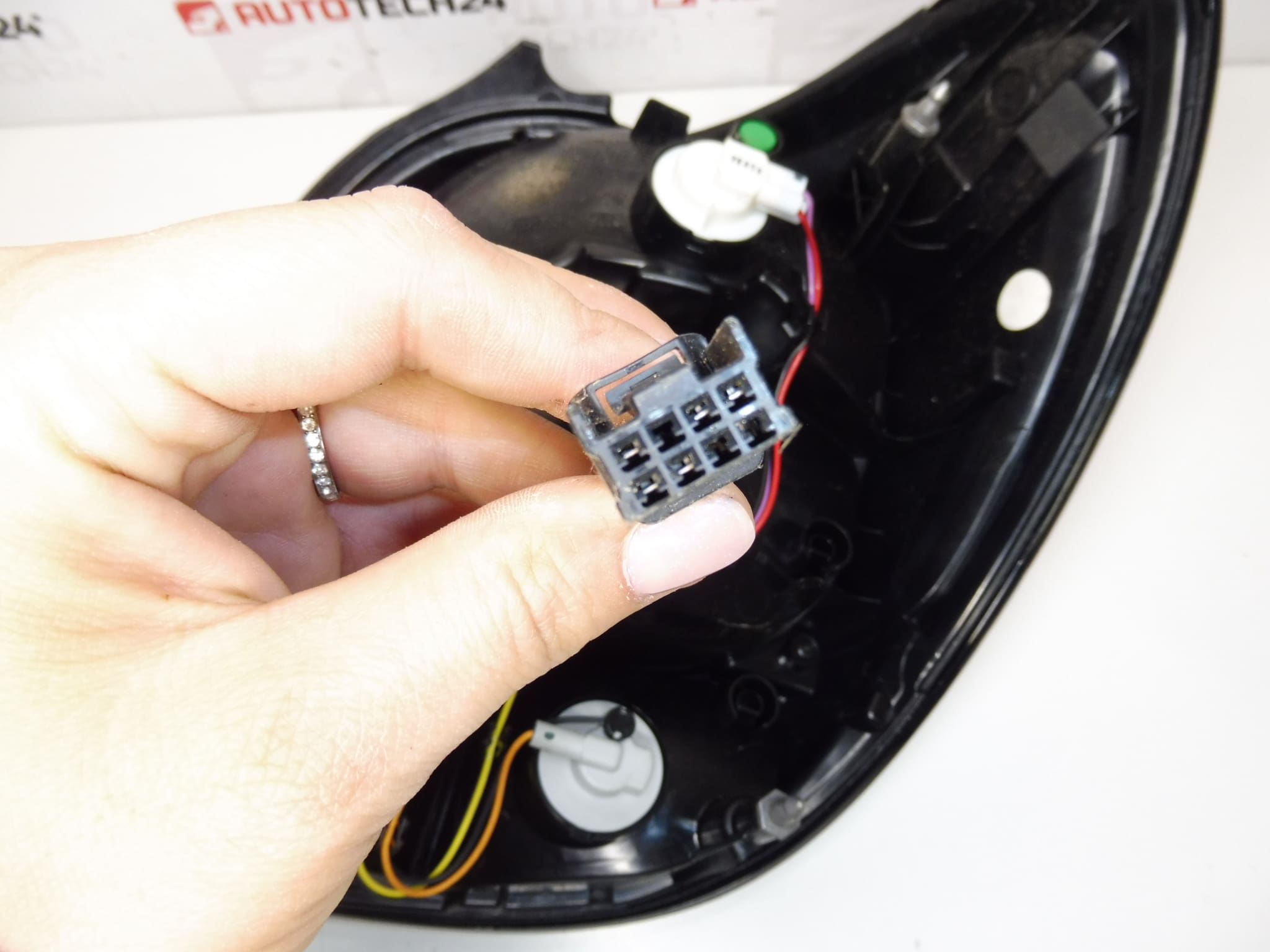 Vänster Baklykta Citroën C1 II 81560-0H152 B001031980 - Bild 2