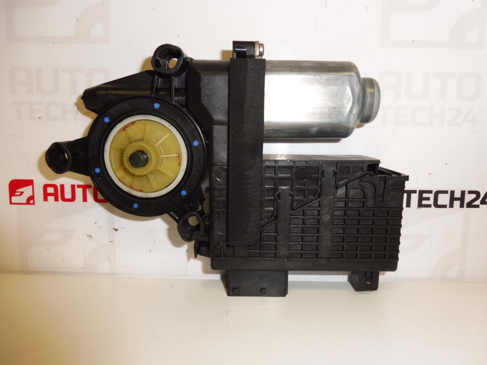 Motor för vänster framruta Citroën C4 Picasso 9682495880 9221CZ - Bild 2