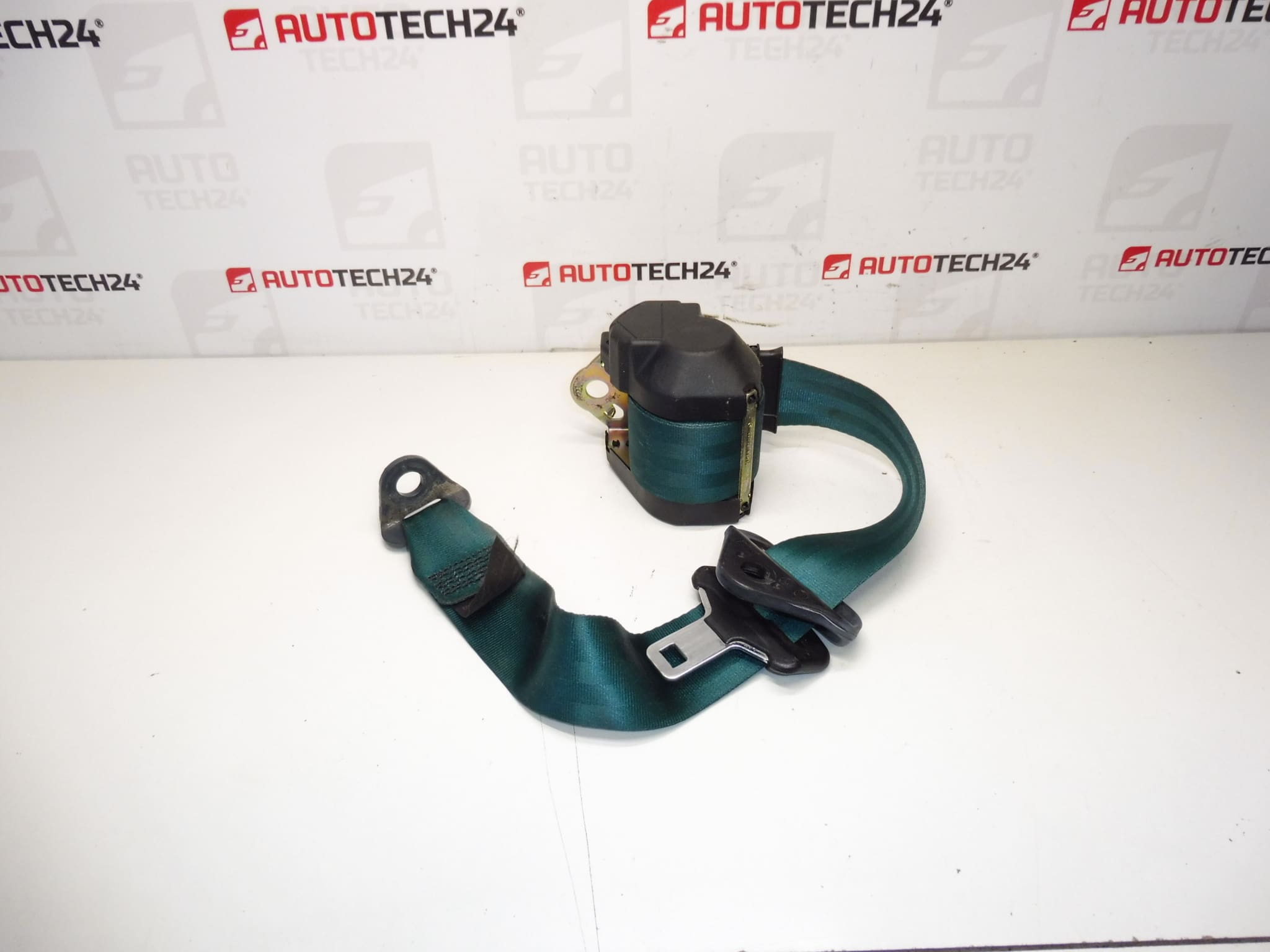 Bakre säkerhetsbälte Citroën Berlingo och Peugeot Partner 8973YP