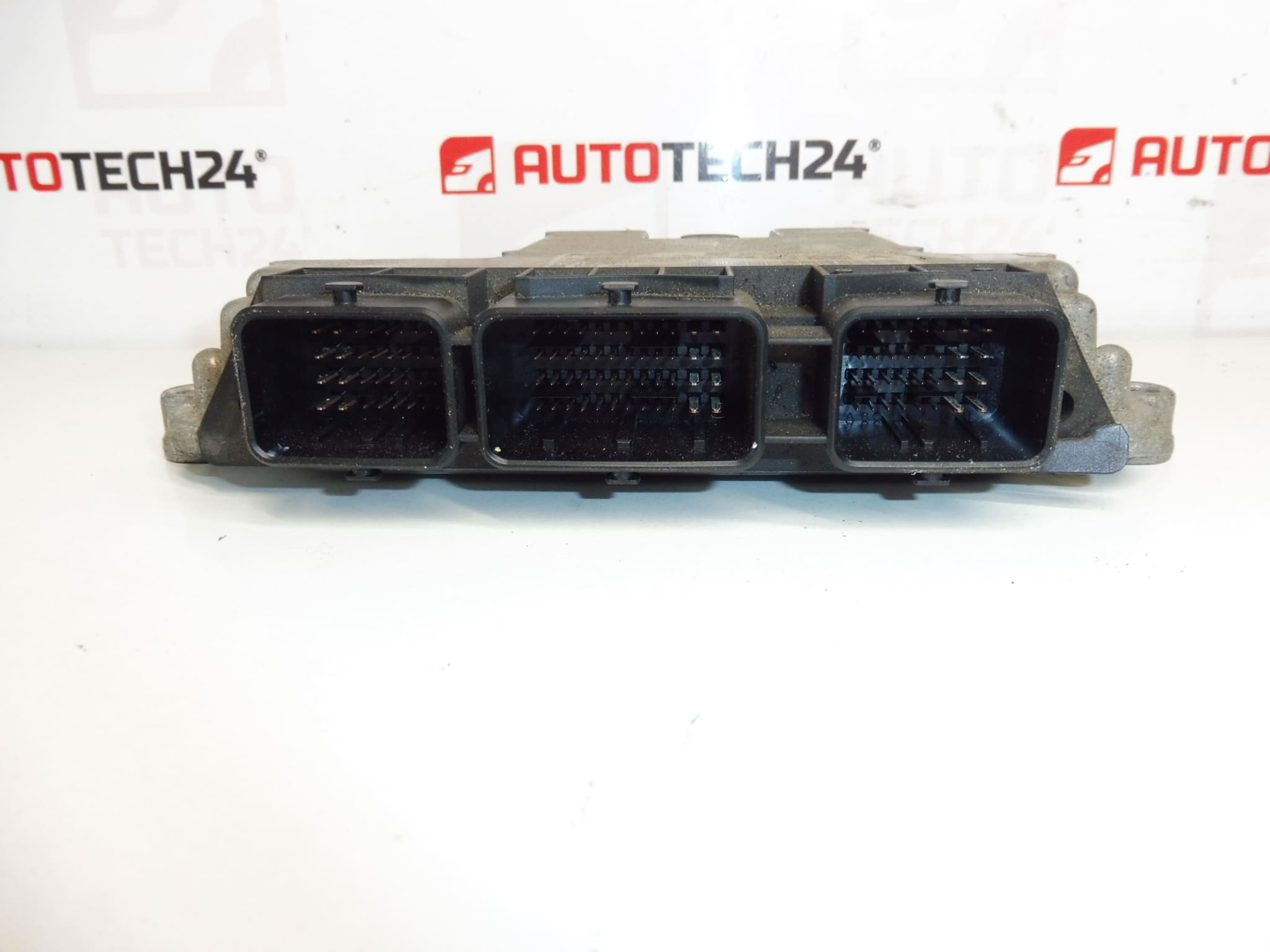 ECU Bosch EDC16C34 VIRGIN Citroën Peugeot 0281012980 9663476180 - Bild 2