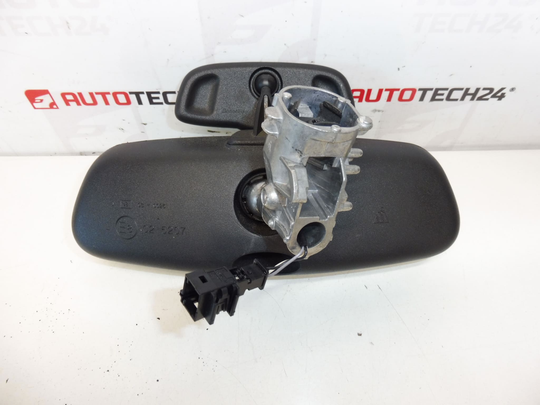 Invändig backspegel Peugeot 3008 och 5008 8154JV 815489