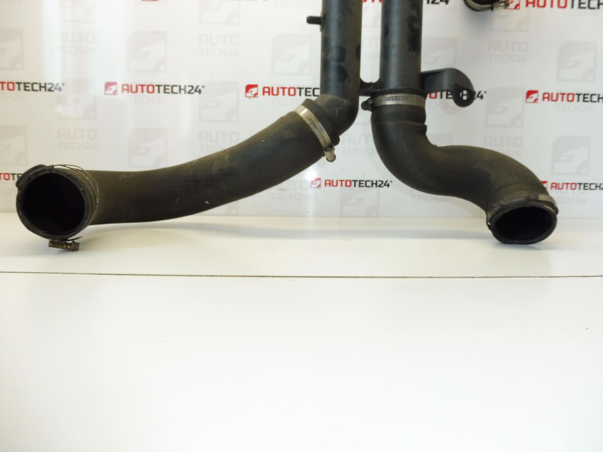 Luftanslutning 1,6 HDI Citroën Peugeot 0382LP