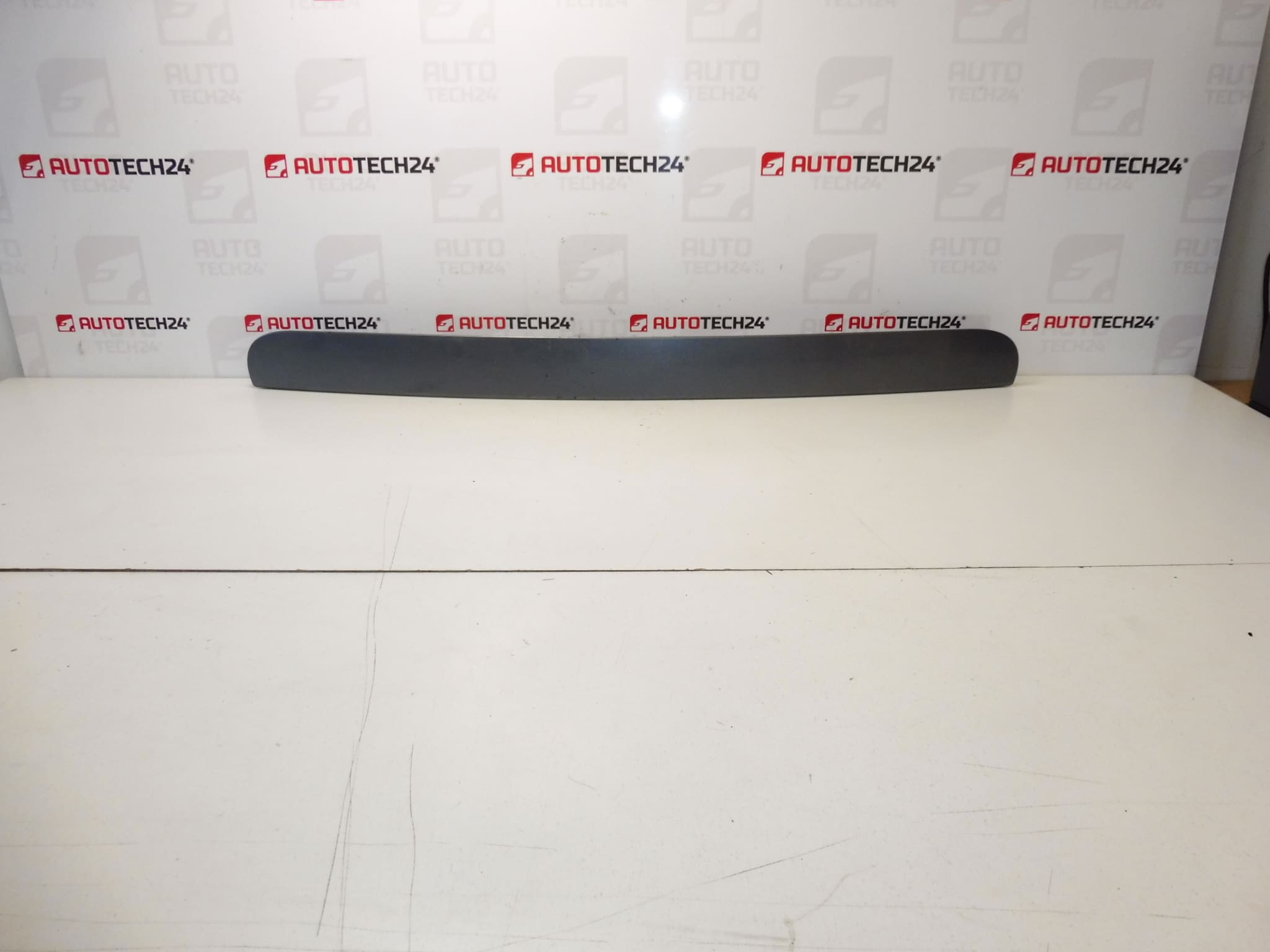 Handtag Peugeot 207 halvkombi KTHB 8742L0