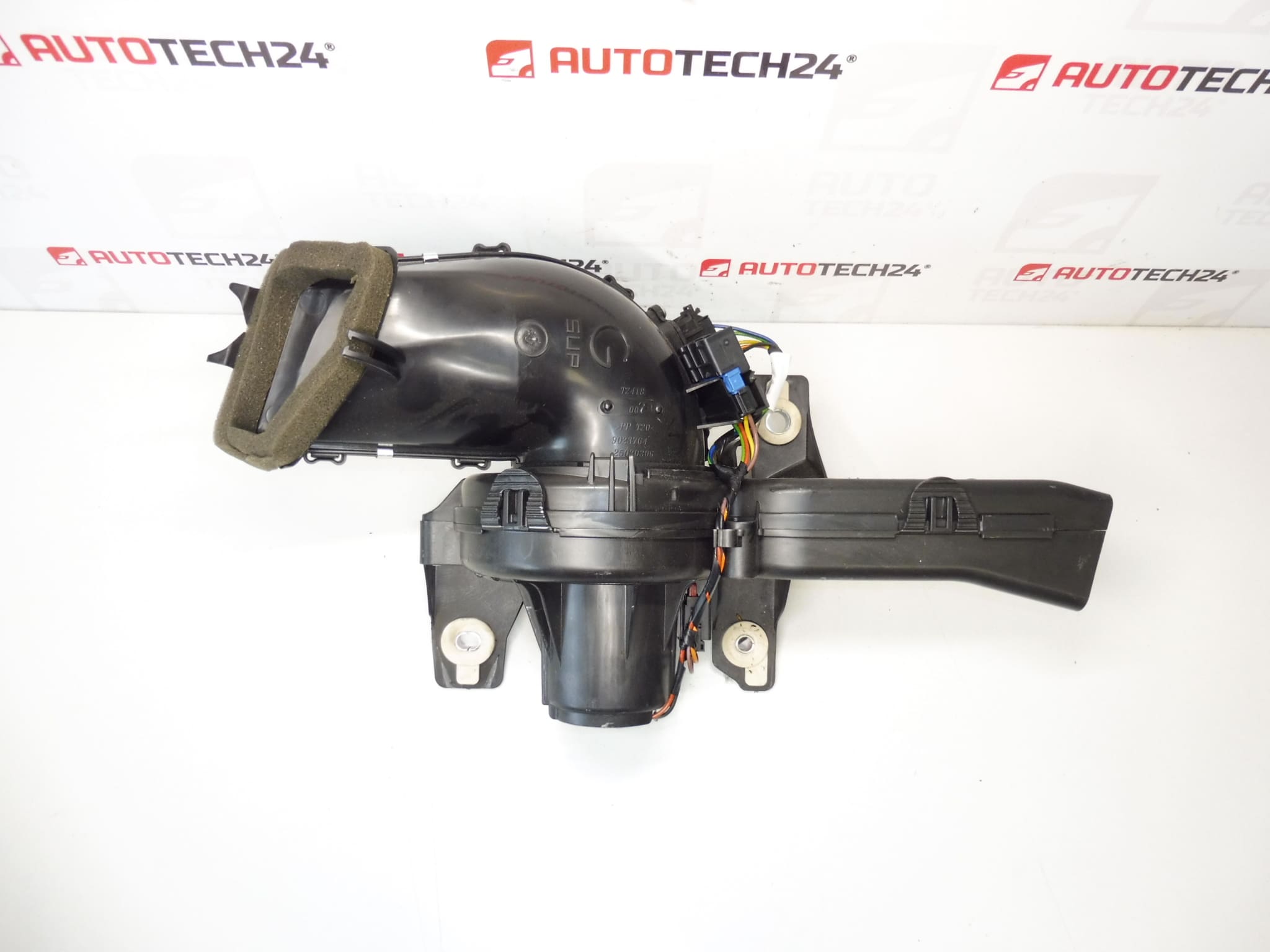 Vänster värmefläkt till Peugeot 3008/5008 9683441680 T5157001 6441CV - Bild 2