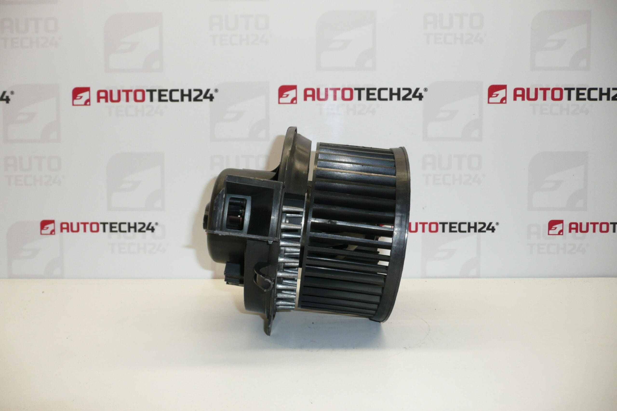 Värmefläkt för Citroën/Peugeot 6441K0 - Bild 2