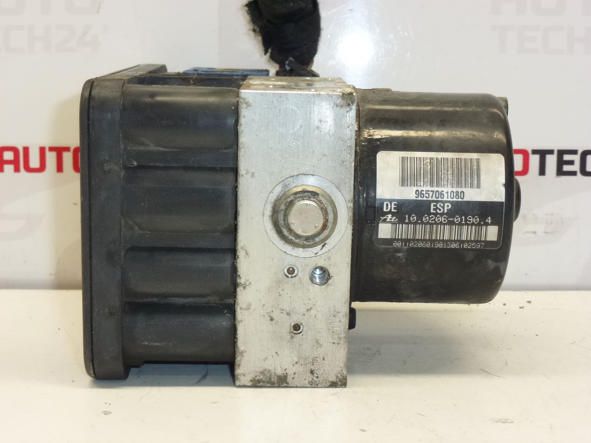 ATE ABS/ESP-pump med kabelanslutning för Citroën C5 II 10.0960-1140.3 9657061080 - Bild 2