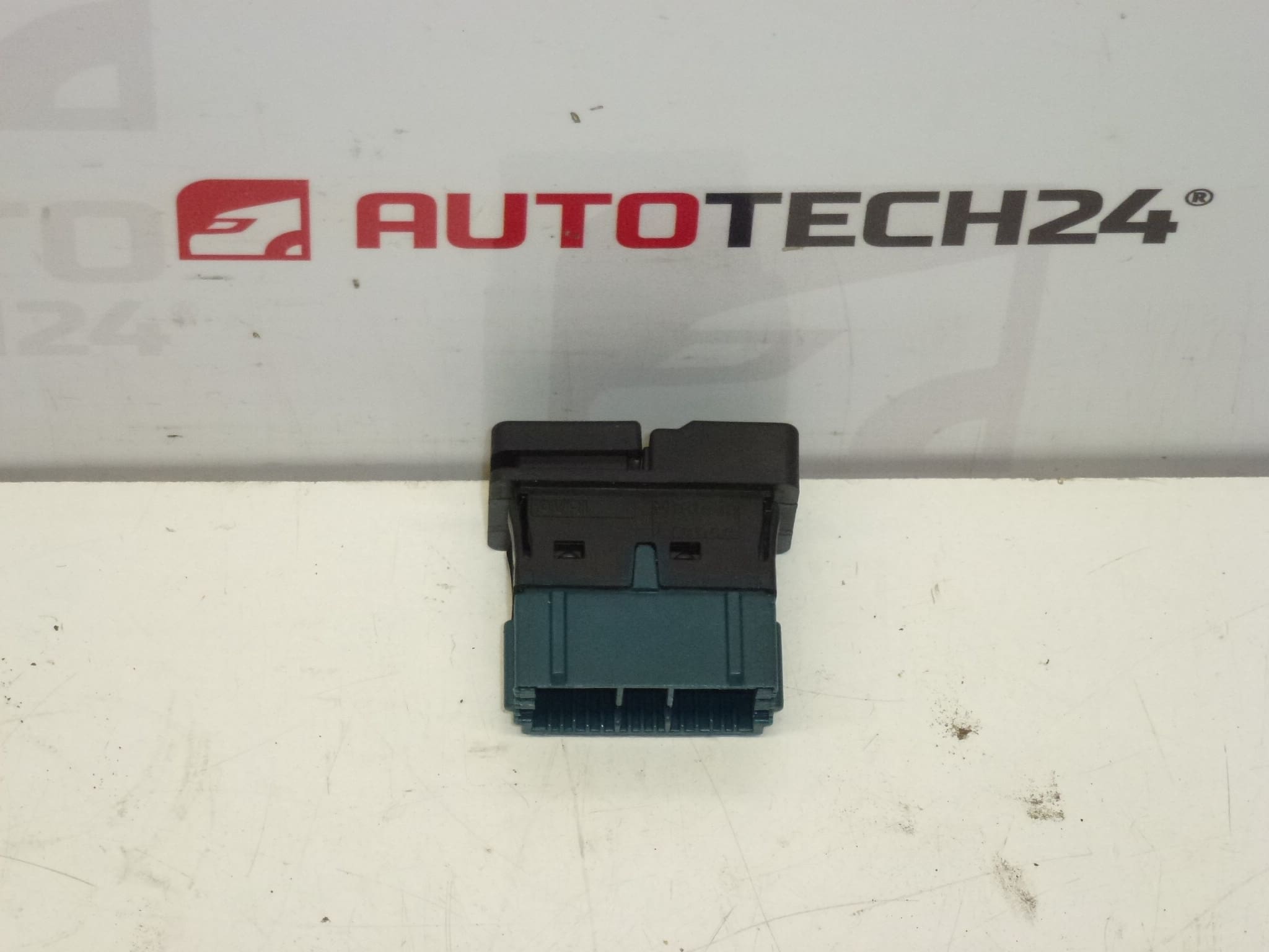 Bakre fönsterhissreglage Citroën Peugeot 6552ZK - Bild 2