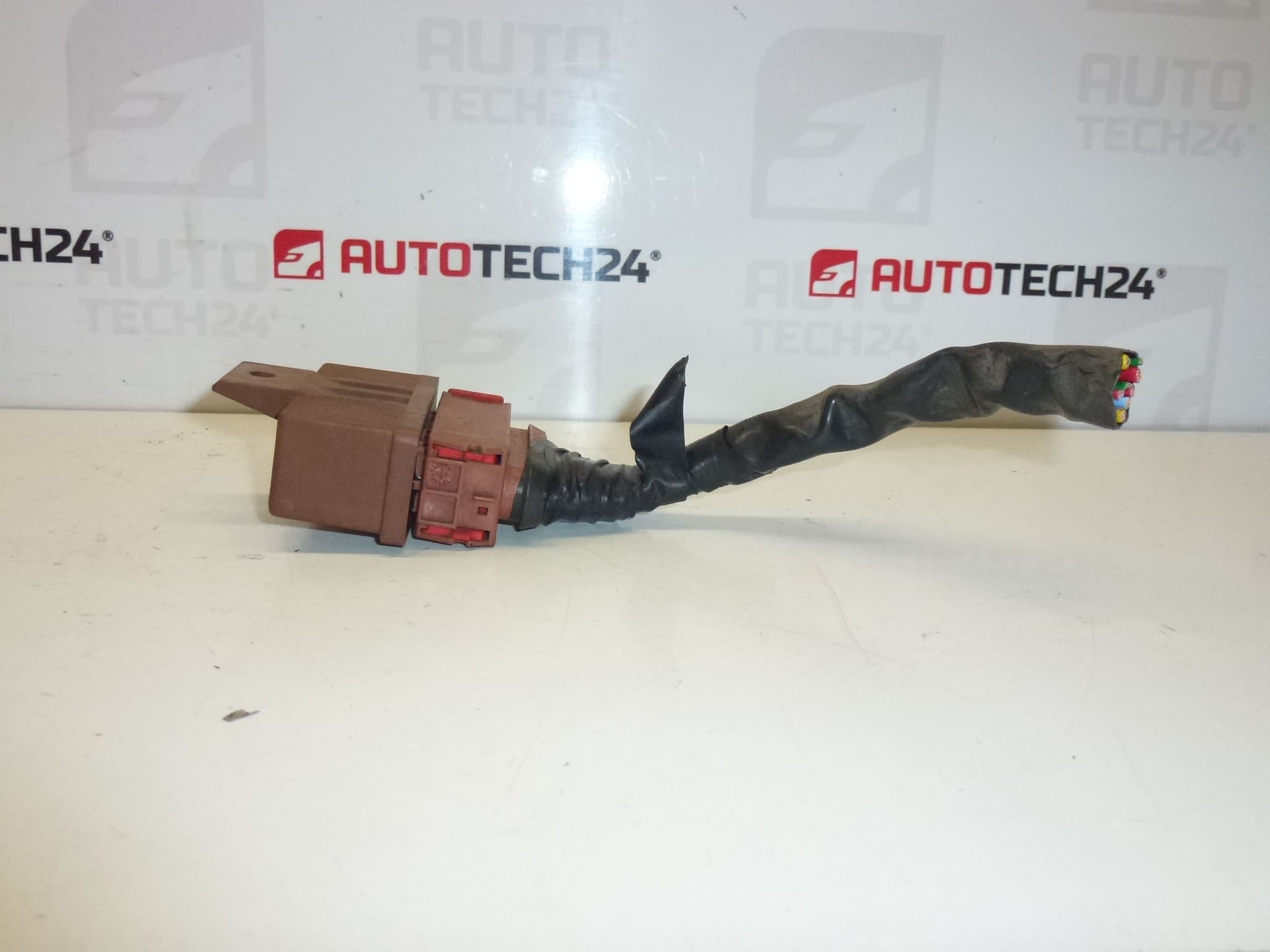 Bränslerelä BITRON med kabel 240109 19207L - Bild 2