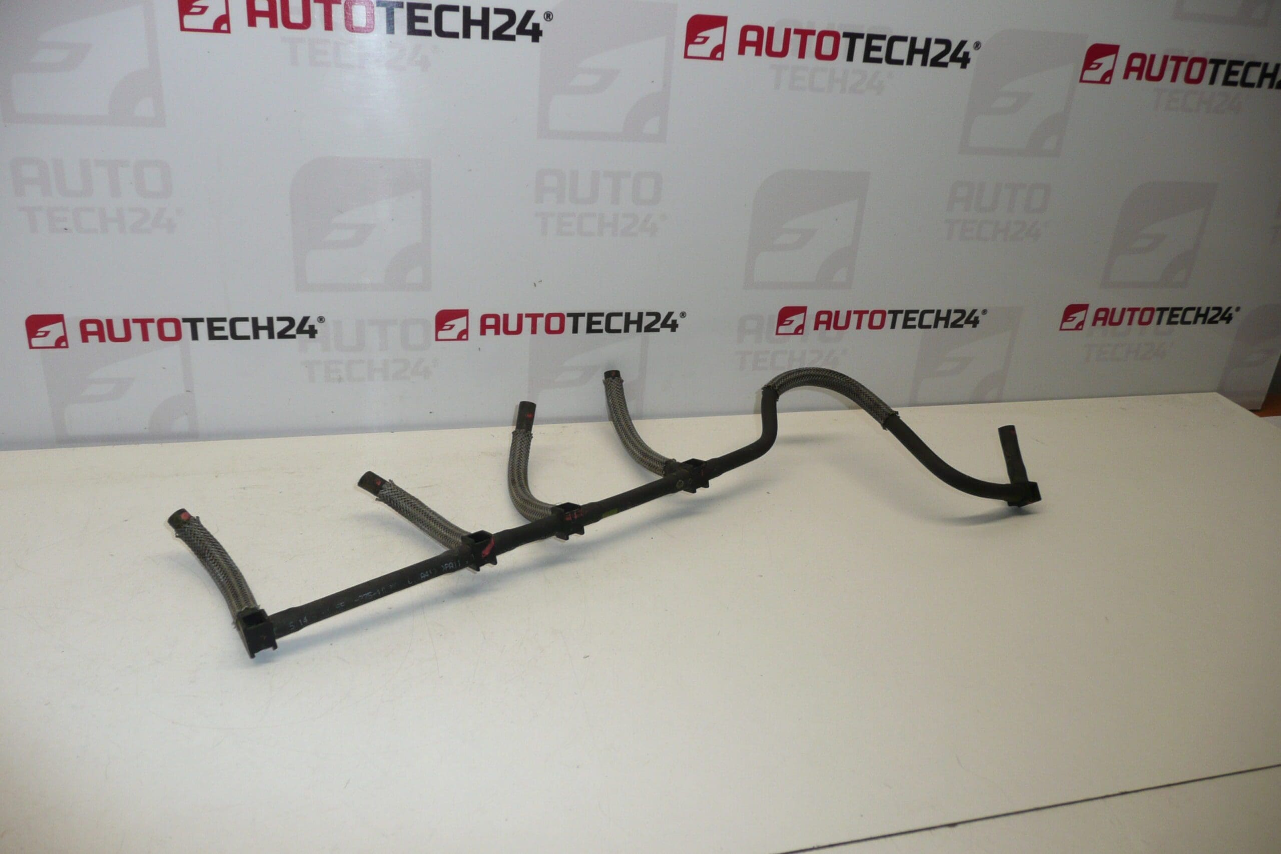 Övertrycksslang Citroën Peugeot 2.0 HDI 1574L9 - Bild 2