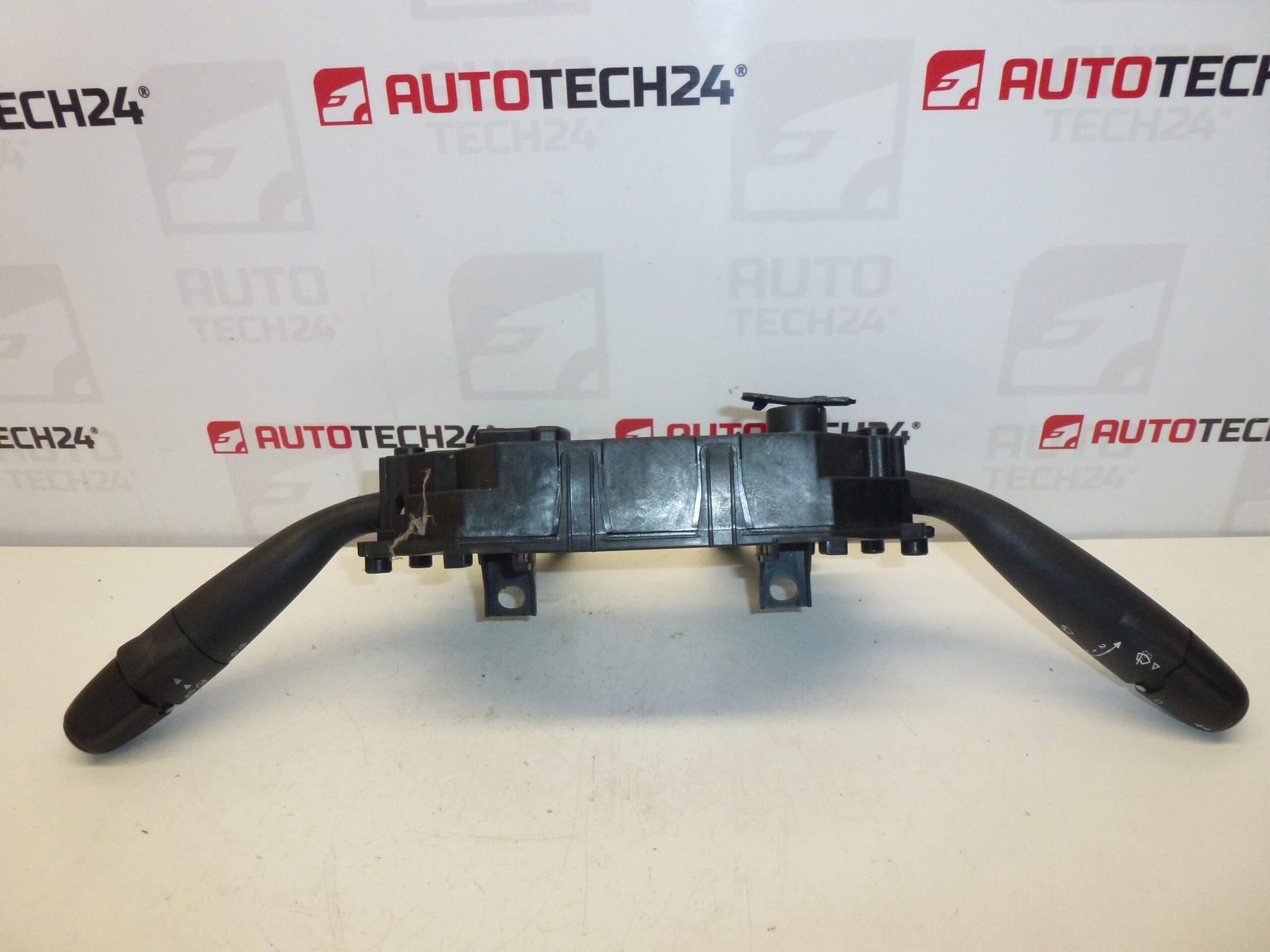 Reglage under ratten Citroën C4 96644965XT 6242HL - Bild 2