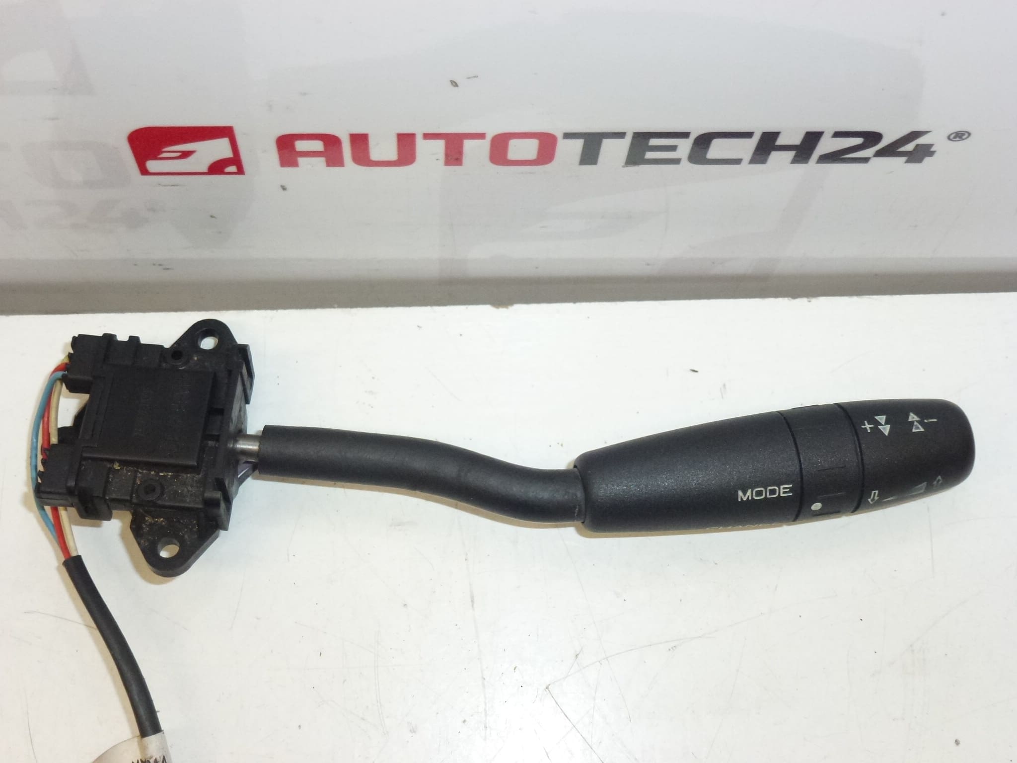 Radio Kontroll Citroën Peugeot 96343806ZL 6239J9 - Bild 2