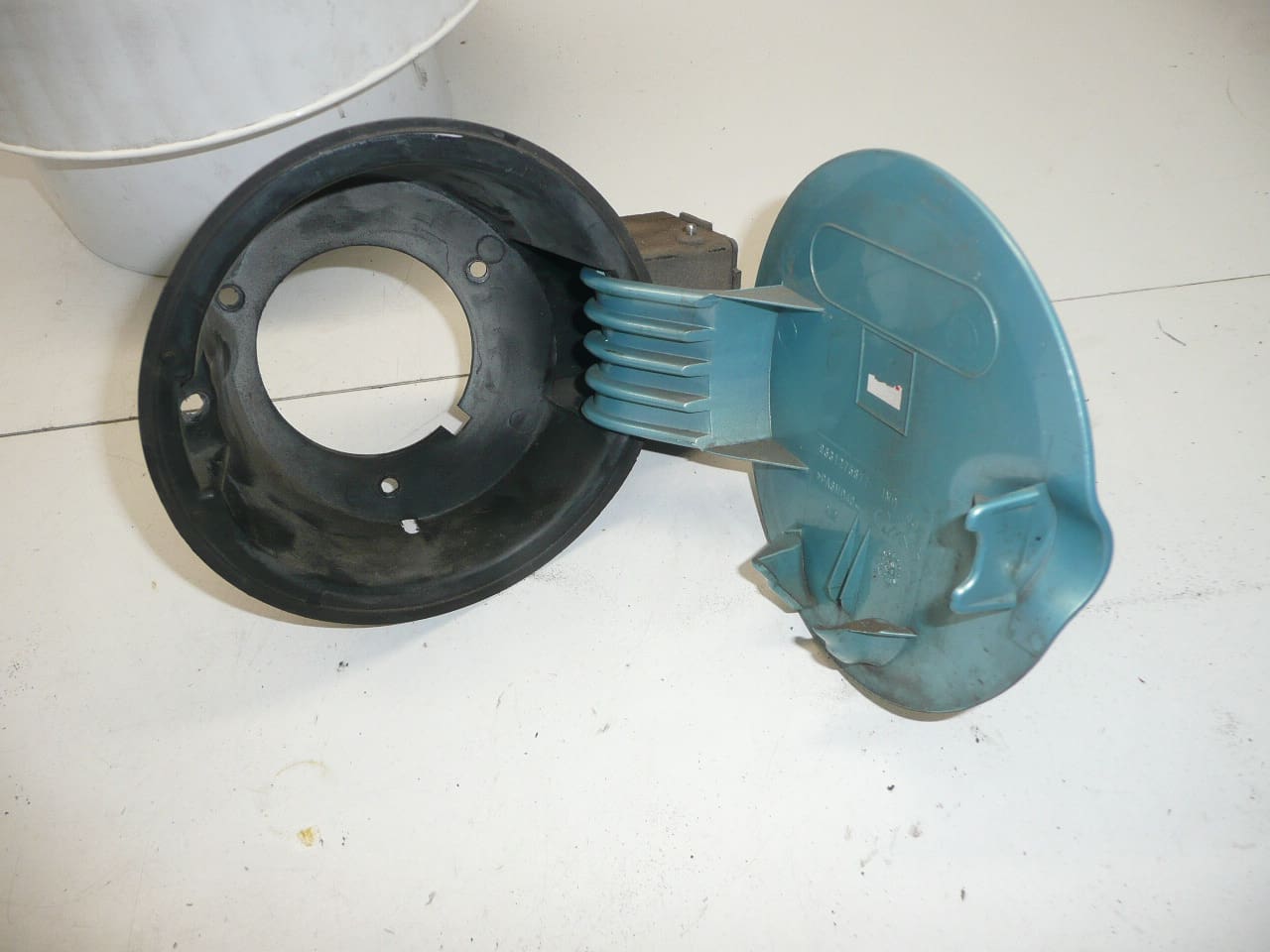 Bränsletanklock Citroën Xsara Picasso KNBC - Bild 2