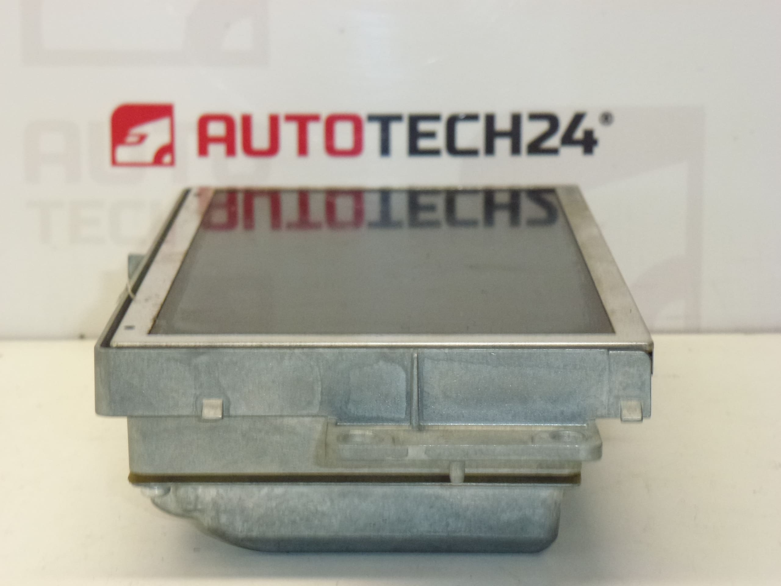 Display NAVIGERING Peugeot 407 9661375880 - Bild 2