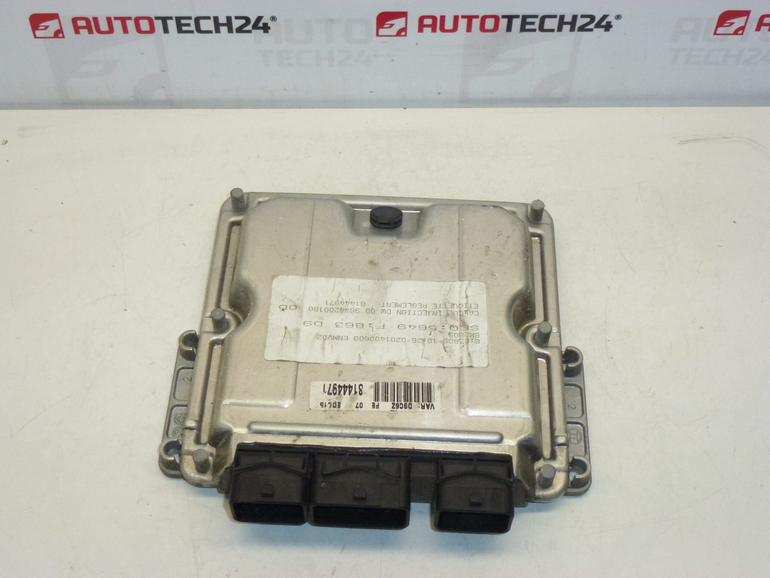 ECU Bosch EDC15C2 0281010875 9644200180 - Bild 2