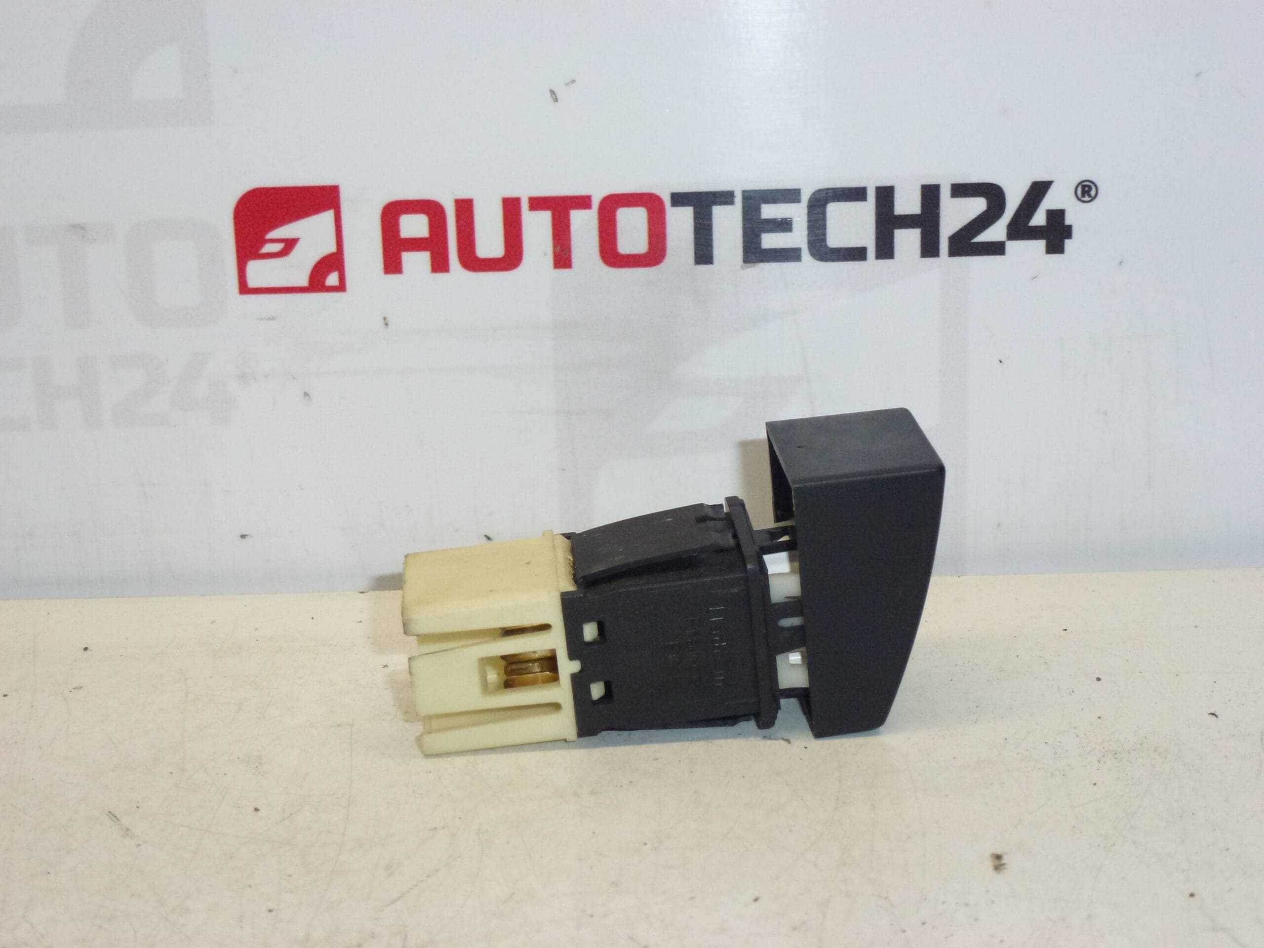 ESP-brytare Peugeot 406 6554K6 - Bild 2