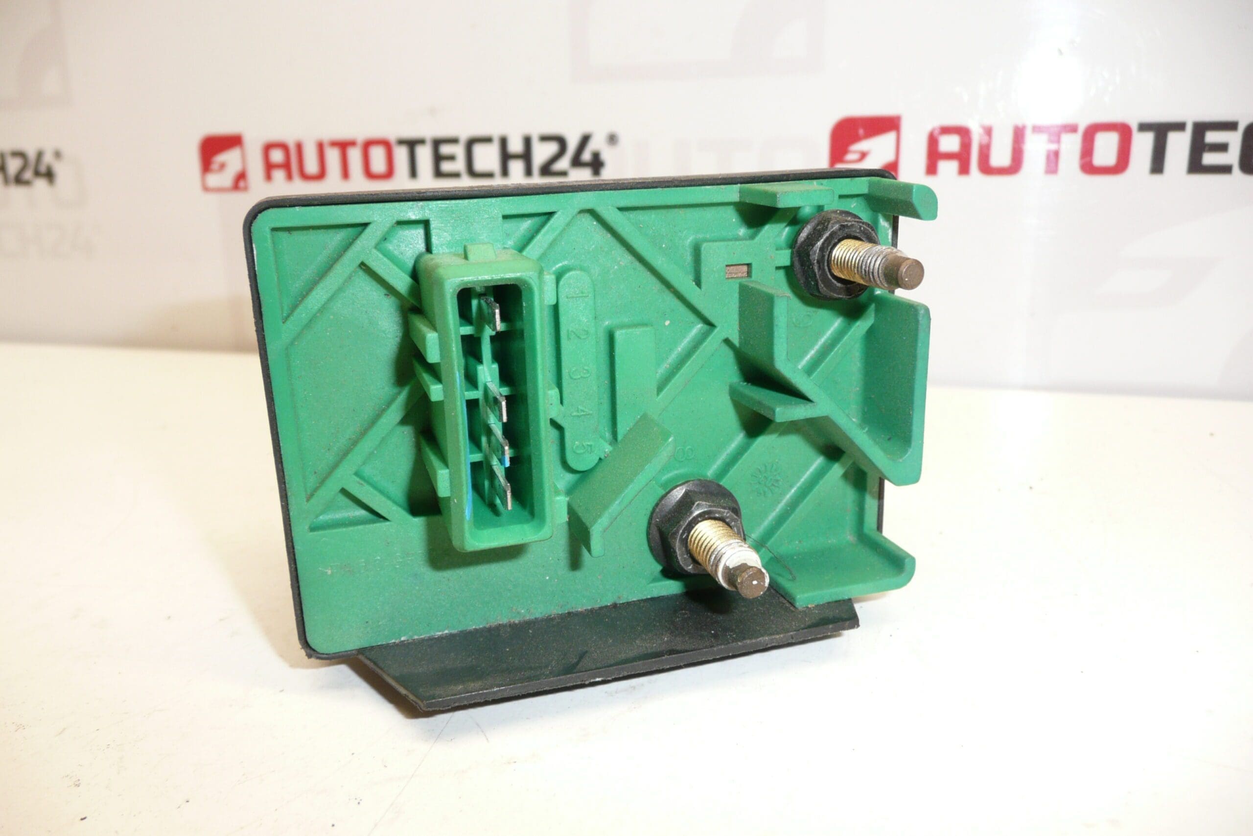Glödningsrelä Citroën Peugeot 9639912580 - Bild 2