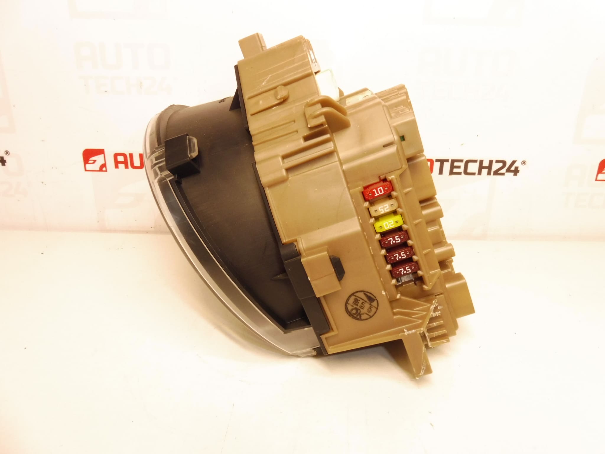 Varvräknare Citroën C1 Peugeot 107 83800-0H010-C - Bild 2