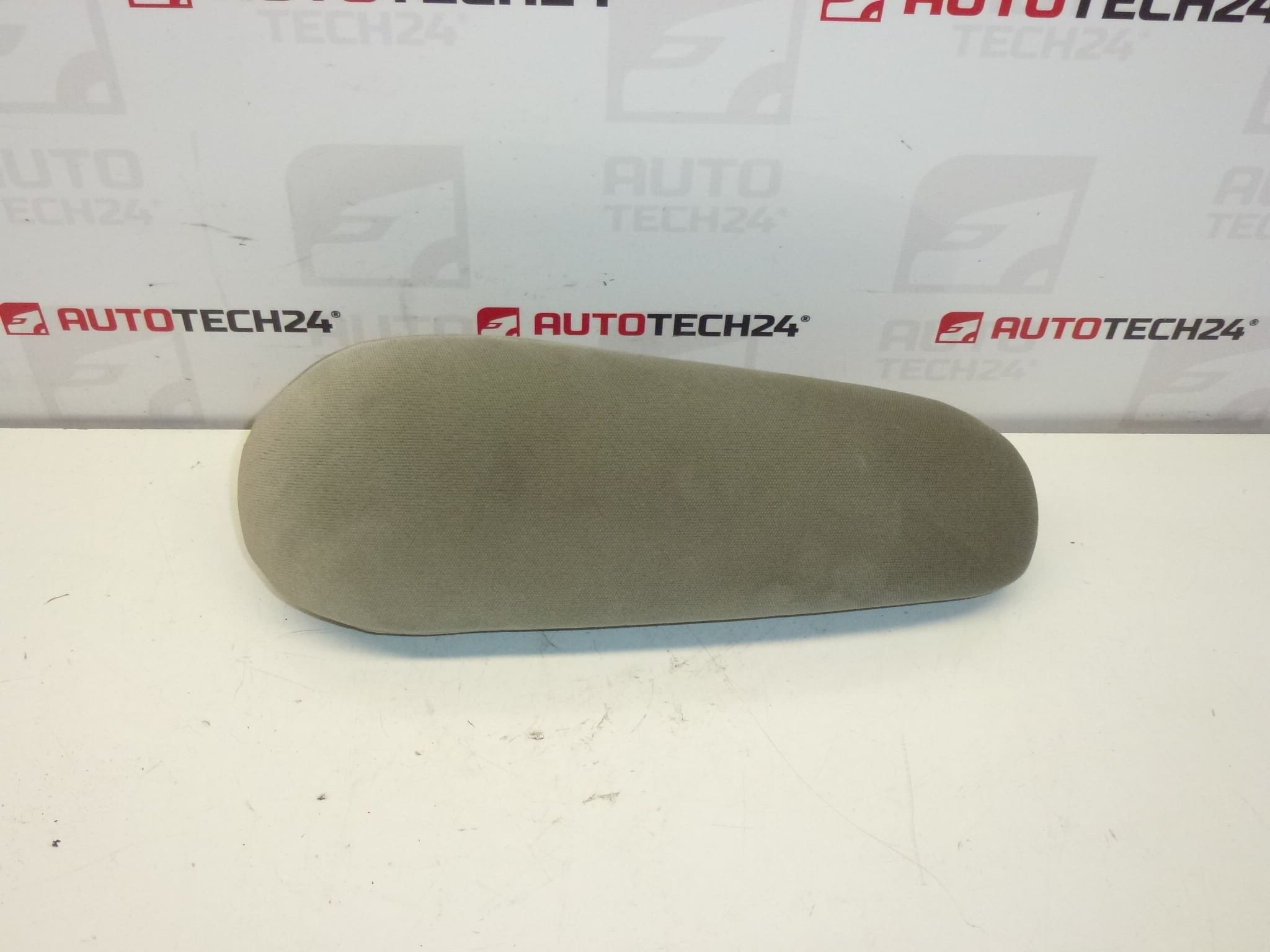 Höger armstöd Citroën Peugeot 8830H3