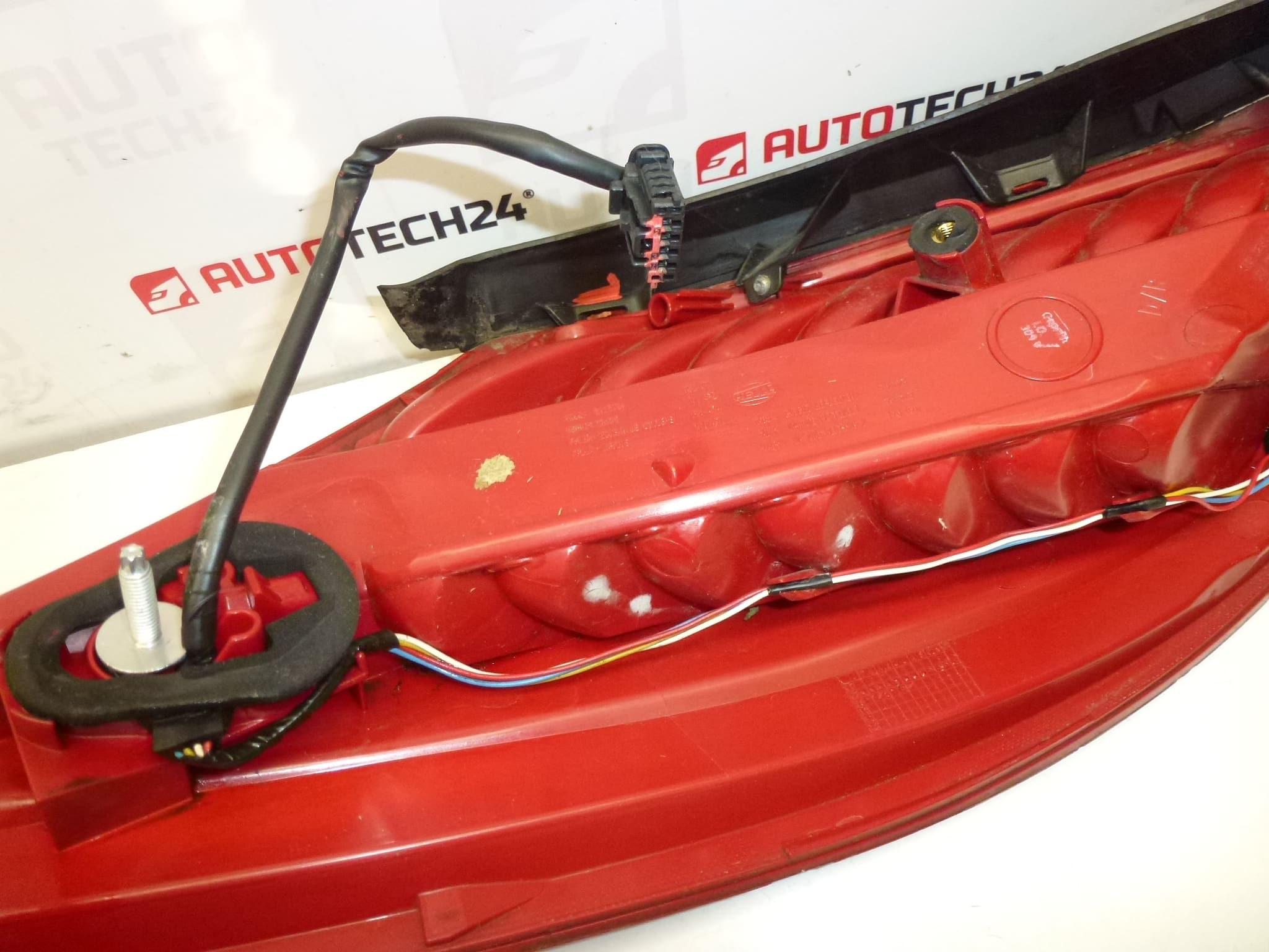 Bakre Höger Lampa Peugeot 308 CC 6351GG - Bild 2