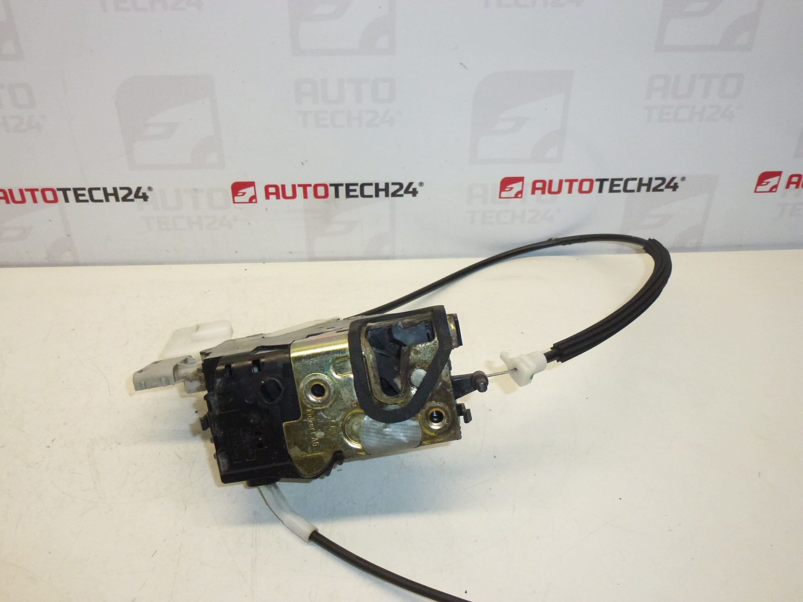 Lås för höger framdörr Peugeot 407 9656633180 9136CL - Bild 2