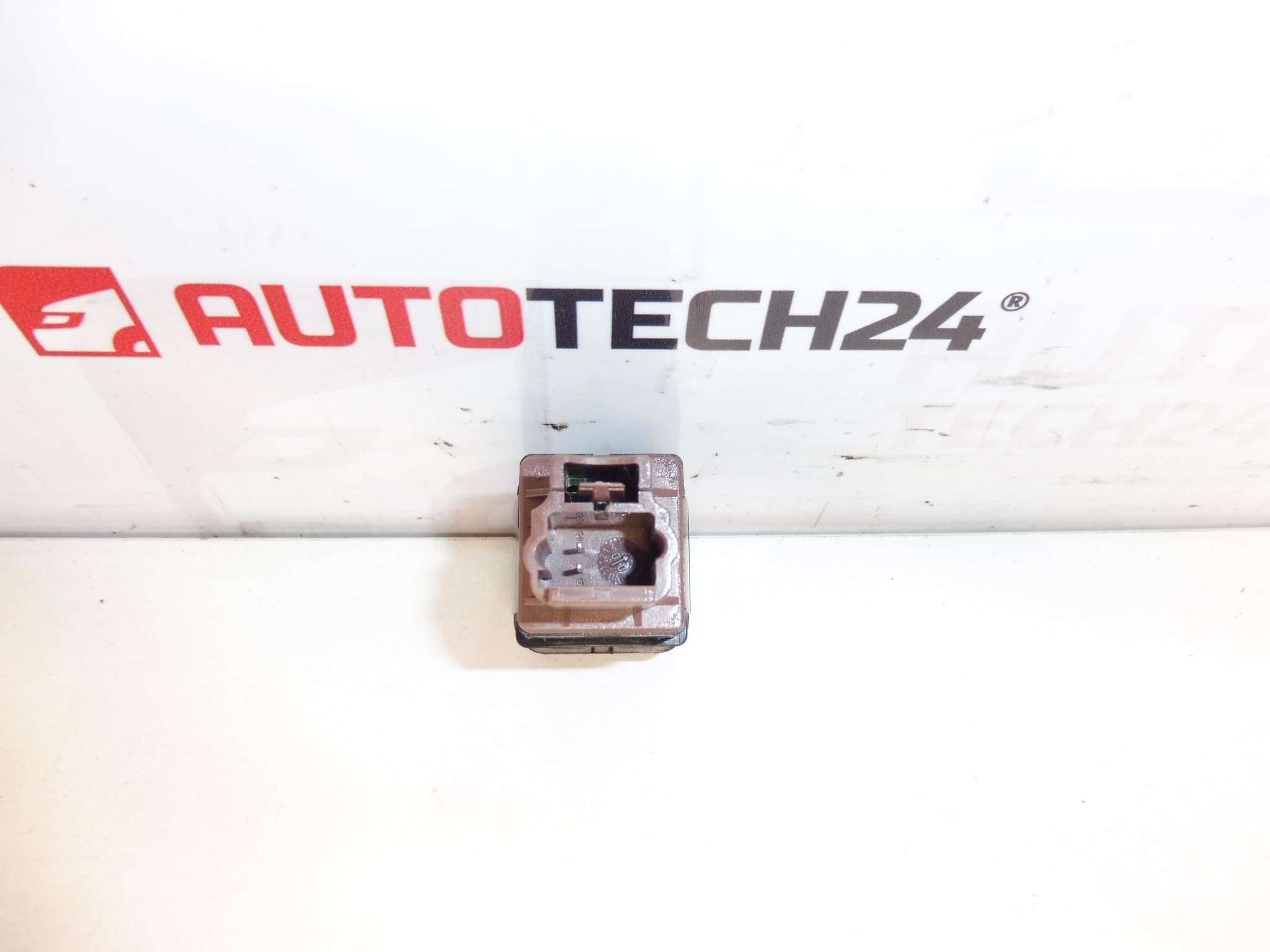 Omkopplare för passagerarairbag Citroën/Peugeot 96373215ZL 8216E6 - Bild 2