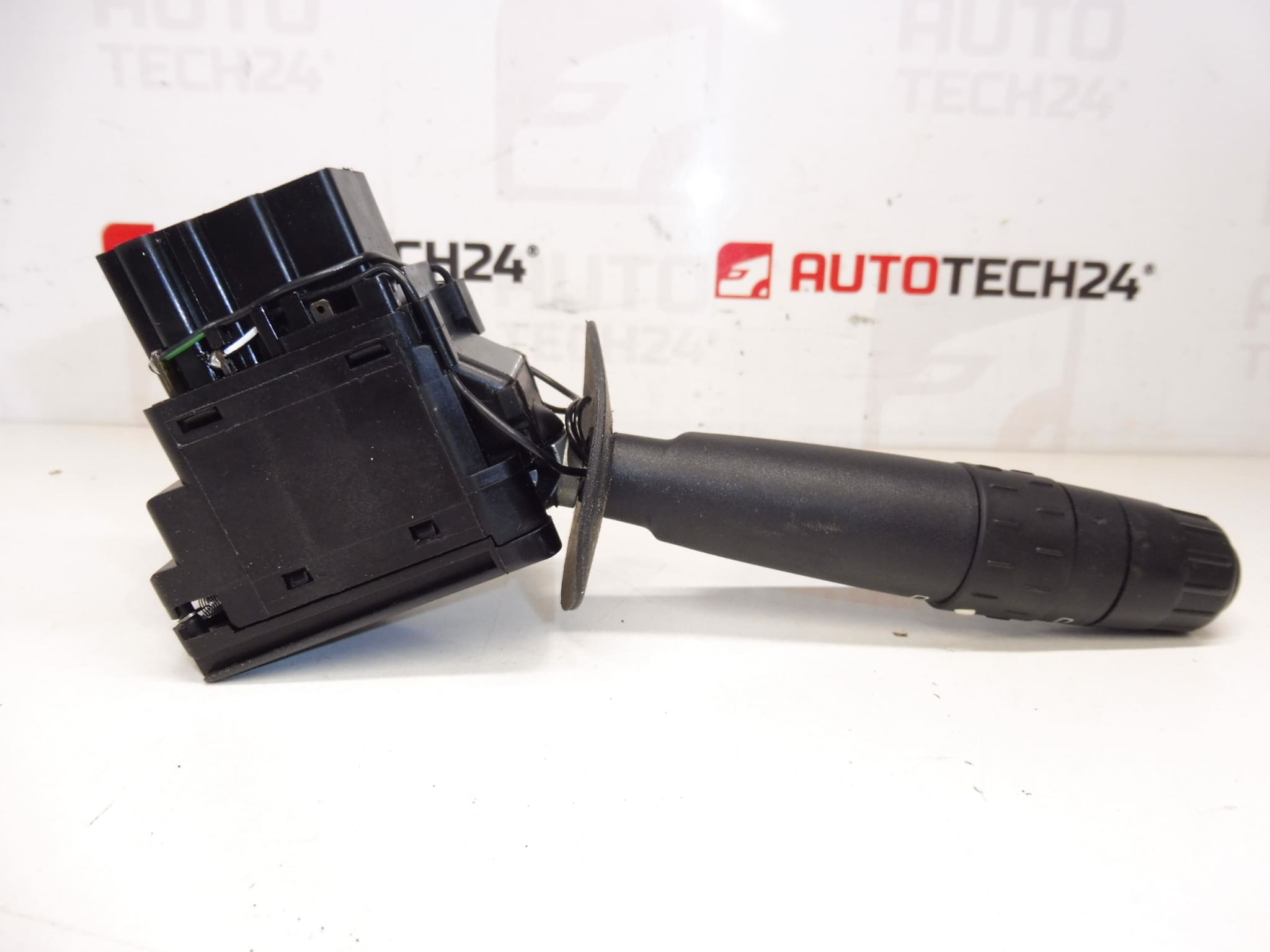 Ljusstyrningsmanöver Citroën Peugeot 96251931ZL 625368 - Bild 2