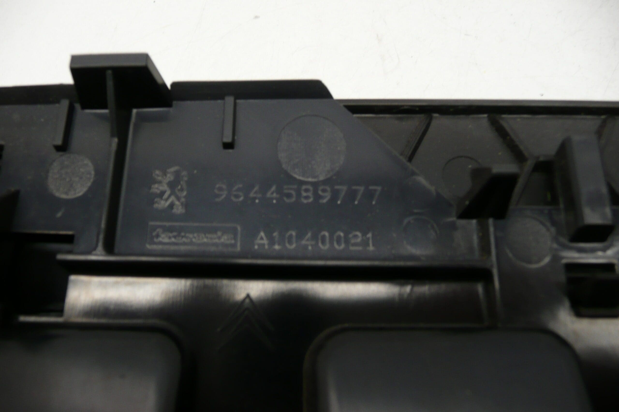 Ventilationsöppningar Peugeot 407 9644589777 8265L2 - Bild 2