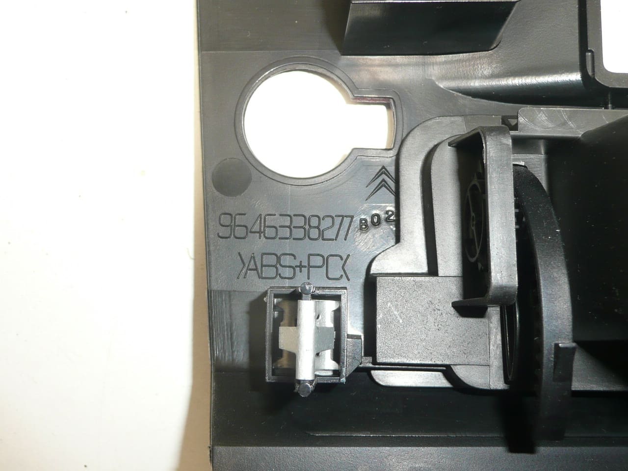 Centralt Ram Citroën C4 9646338277 8212TF - Bild 2