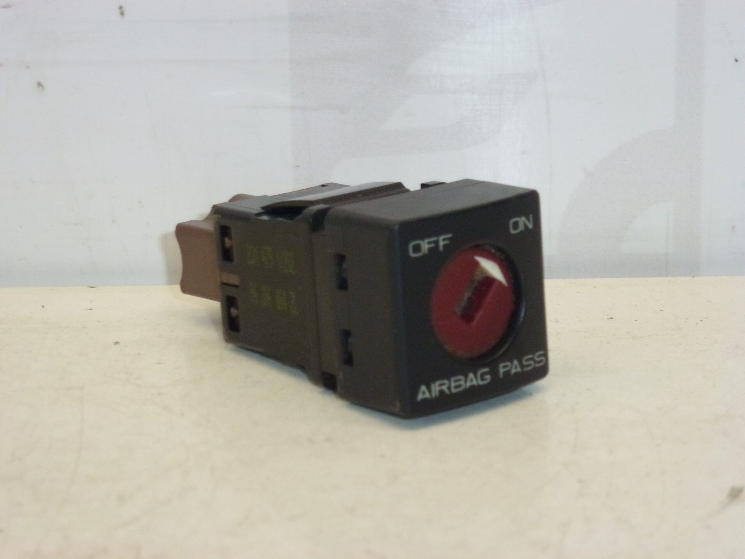 Strömbrytare för passagerarairbag Citroën Peugeot 96386084ZL - Bild 2