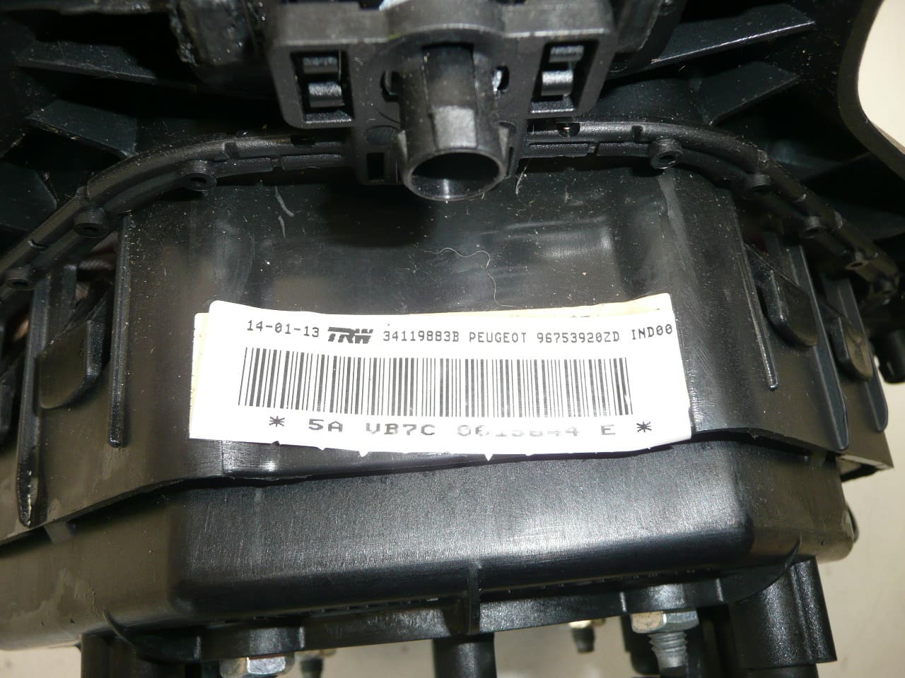 Airbag Ratt Peugeot 301 96753920ZD - Bild 2